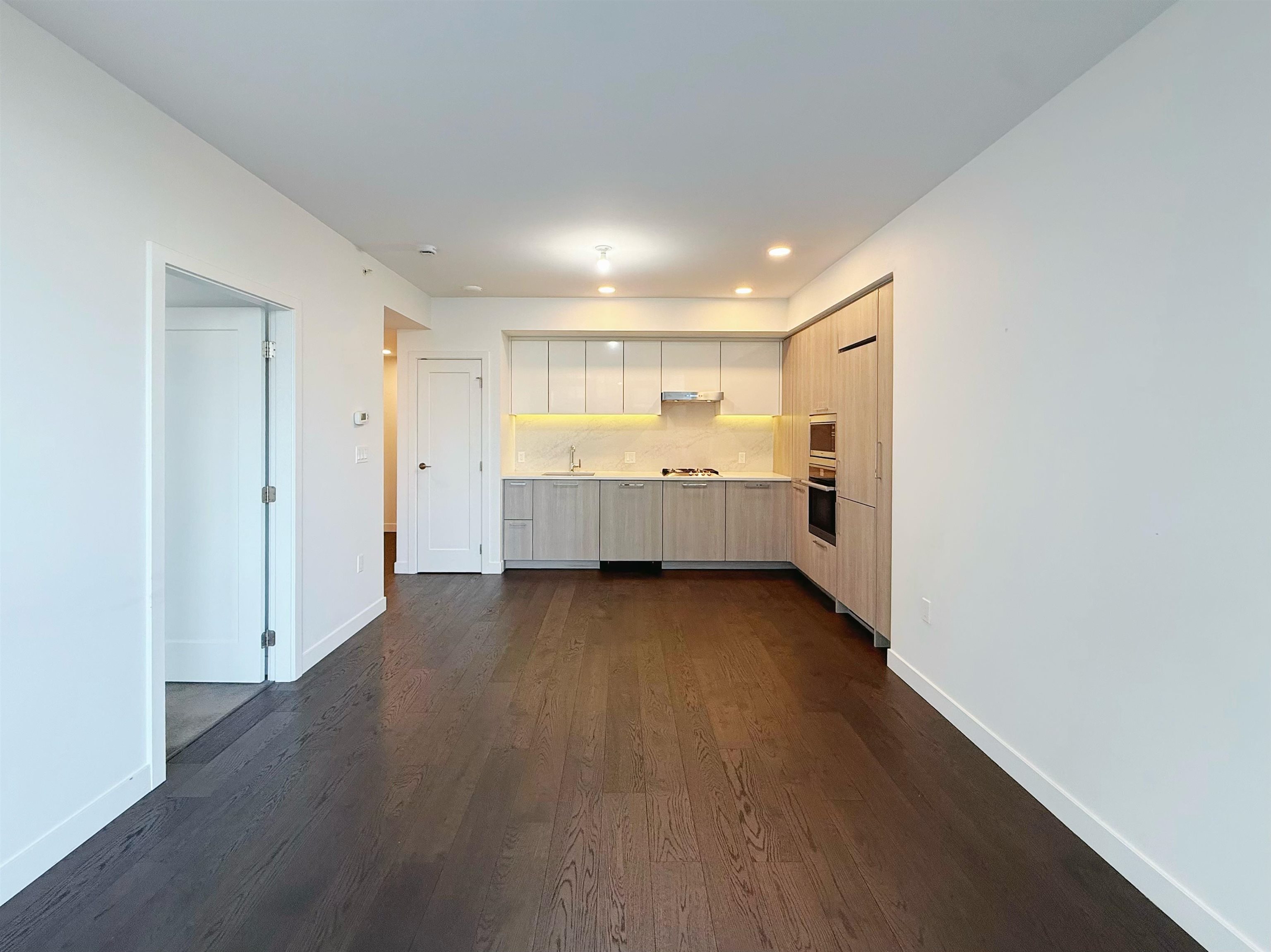 609 3200 CORVETTE WAY, R3103593, BC,