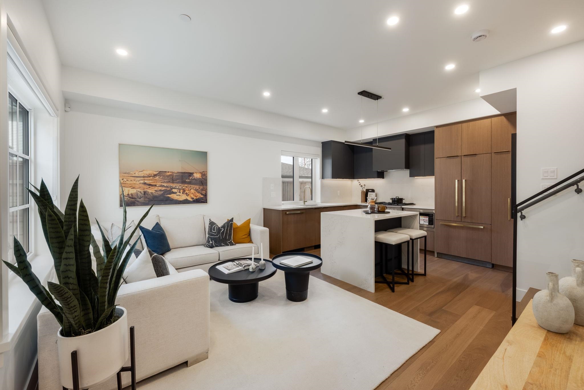 1 552 KASLO STREET, R3103627, BC,