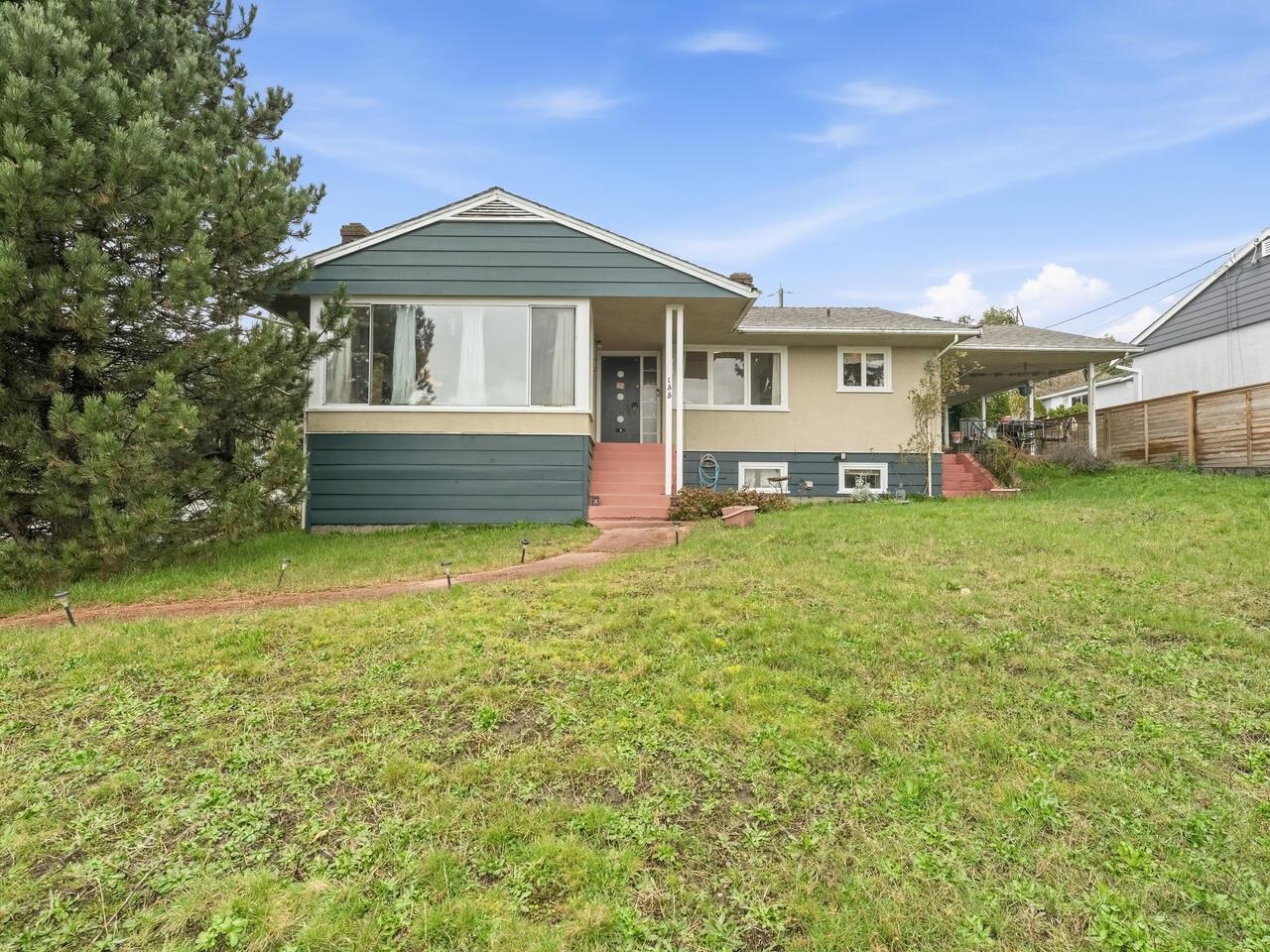 135 E DURHAM STREET, New Westminster BC V3L 4J1, R3103694, BC,