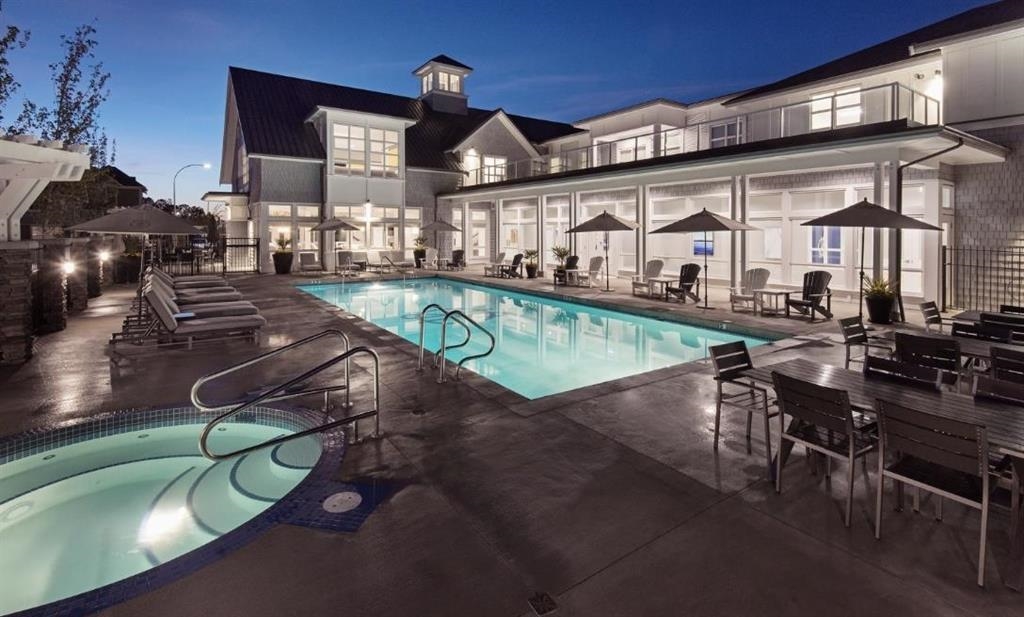 12B 5551 ADMIRAL WAY, R3103763, BC,