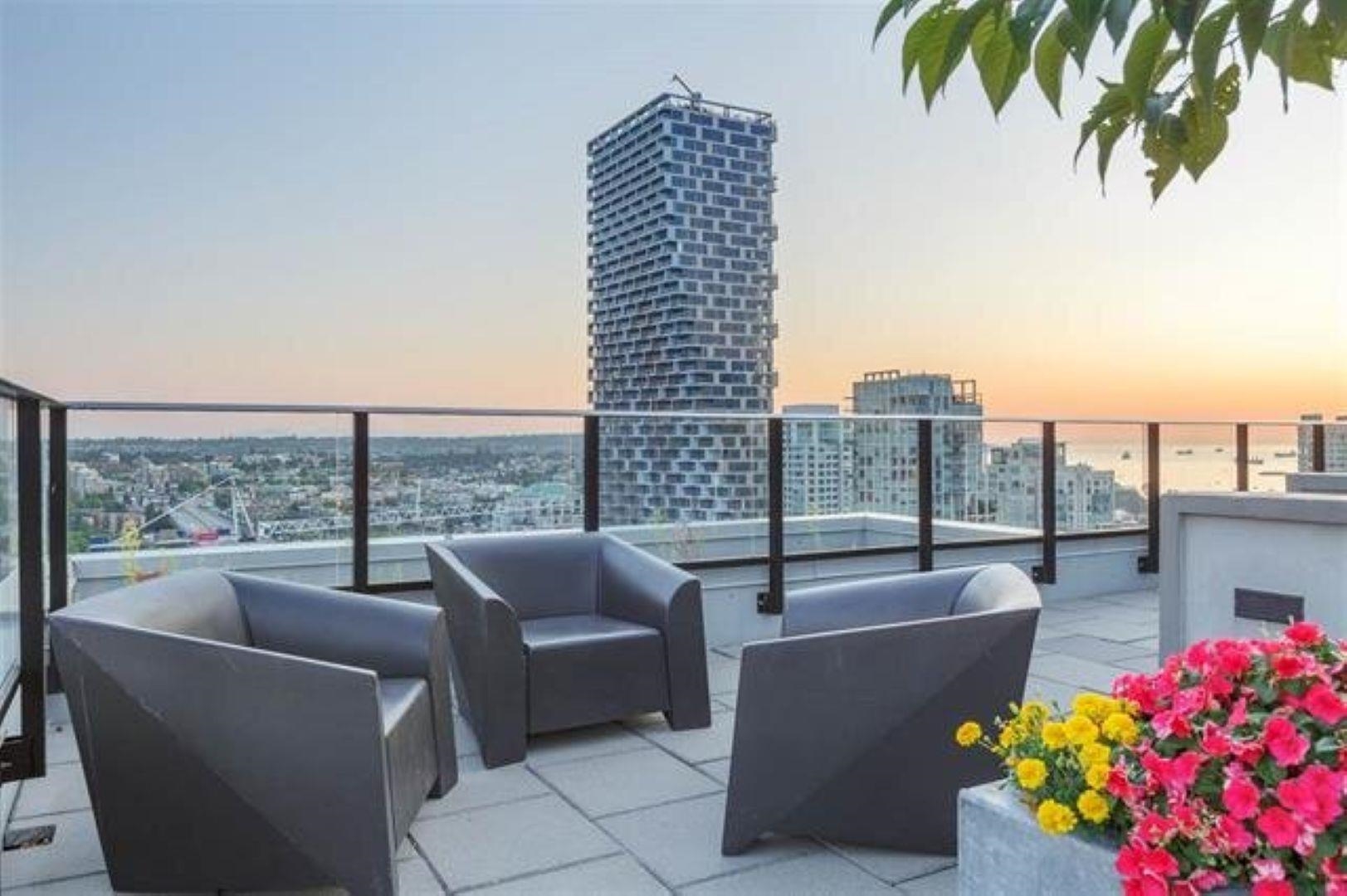 1101 1325 ROLSTON STREET, R3103770, BC,