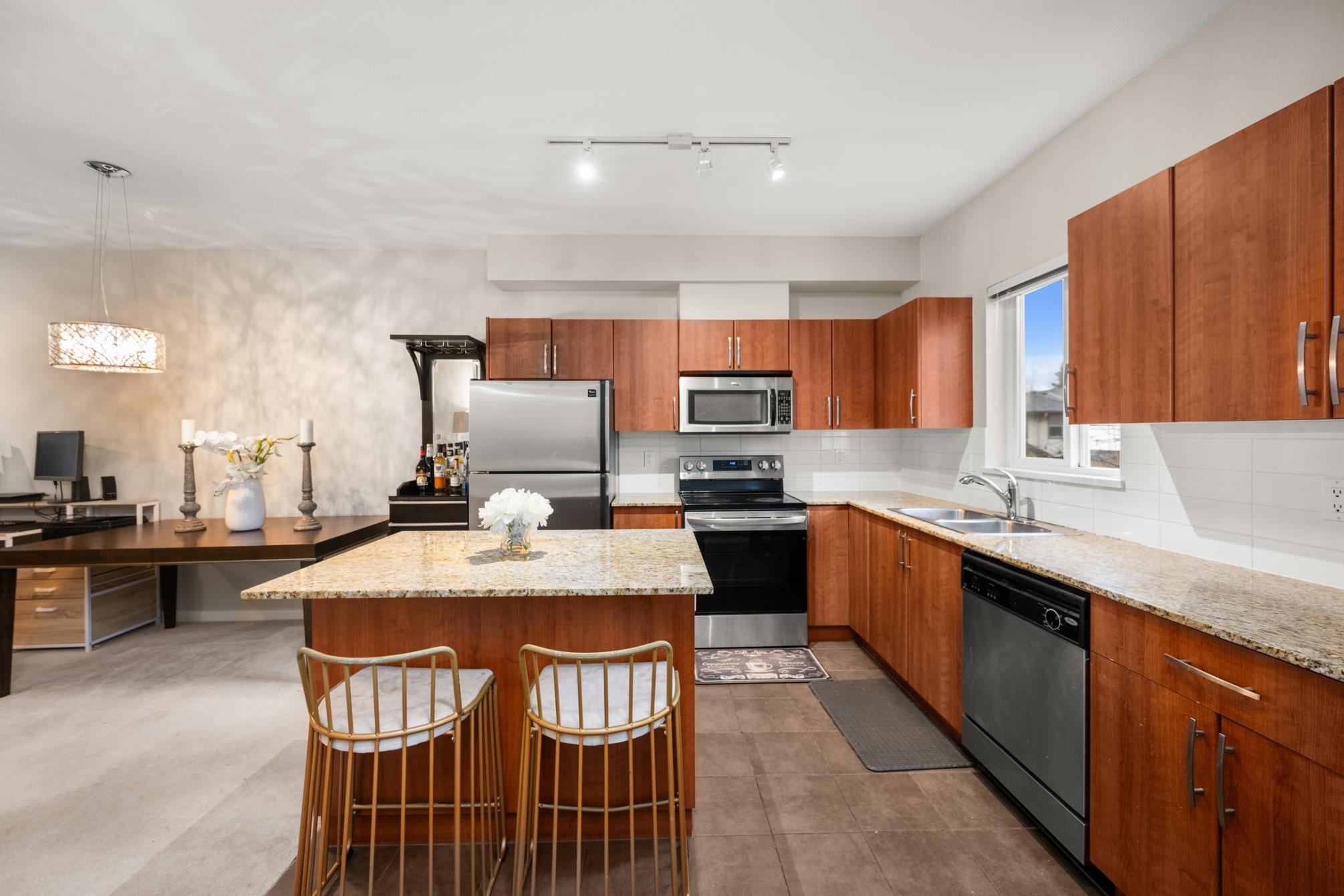 508 1661 FRASER AVENUE, R3103864, BC,