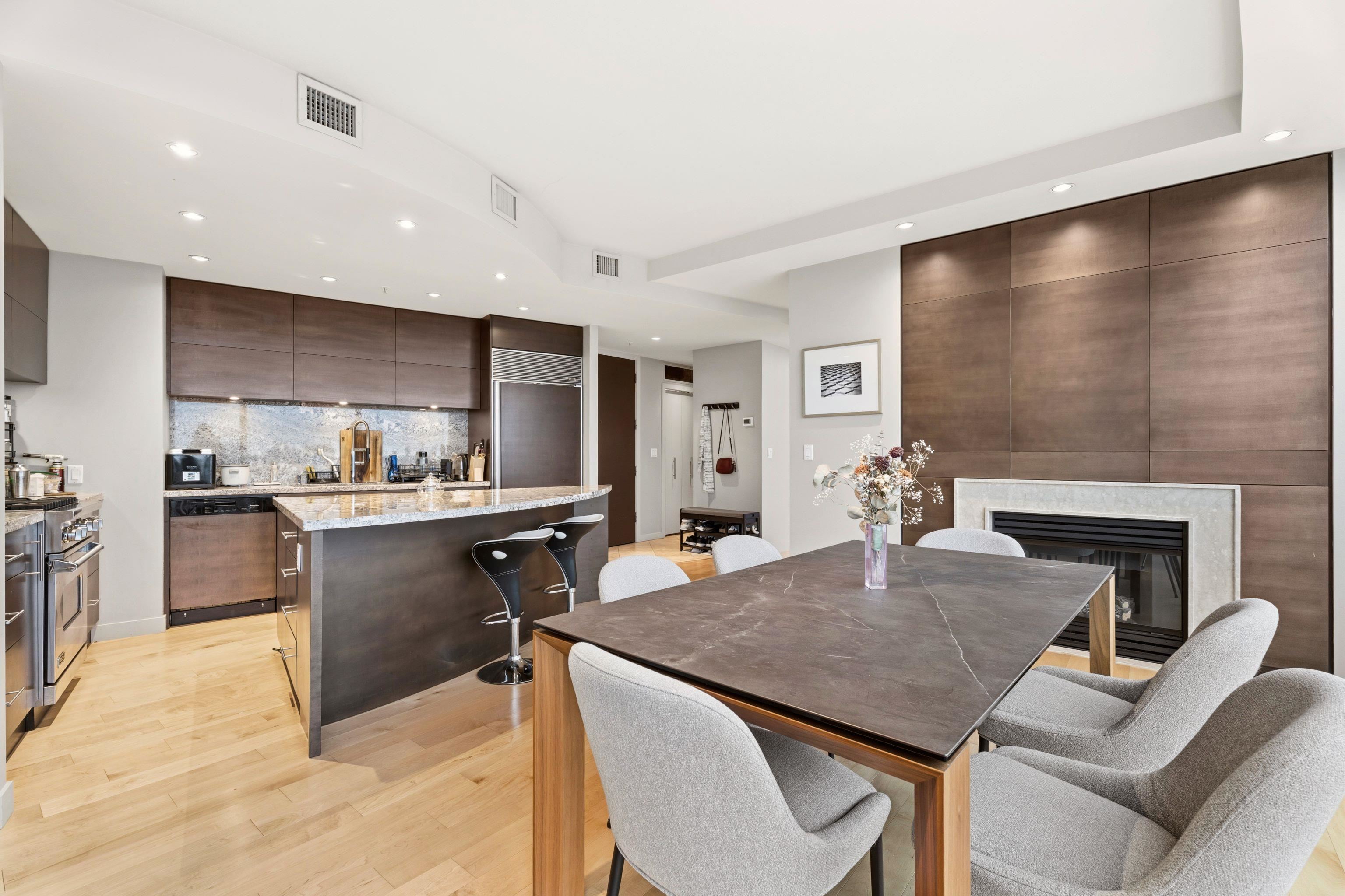 3403 938 NELSON STREET, R3103967, BC,