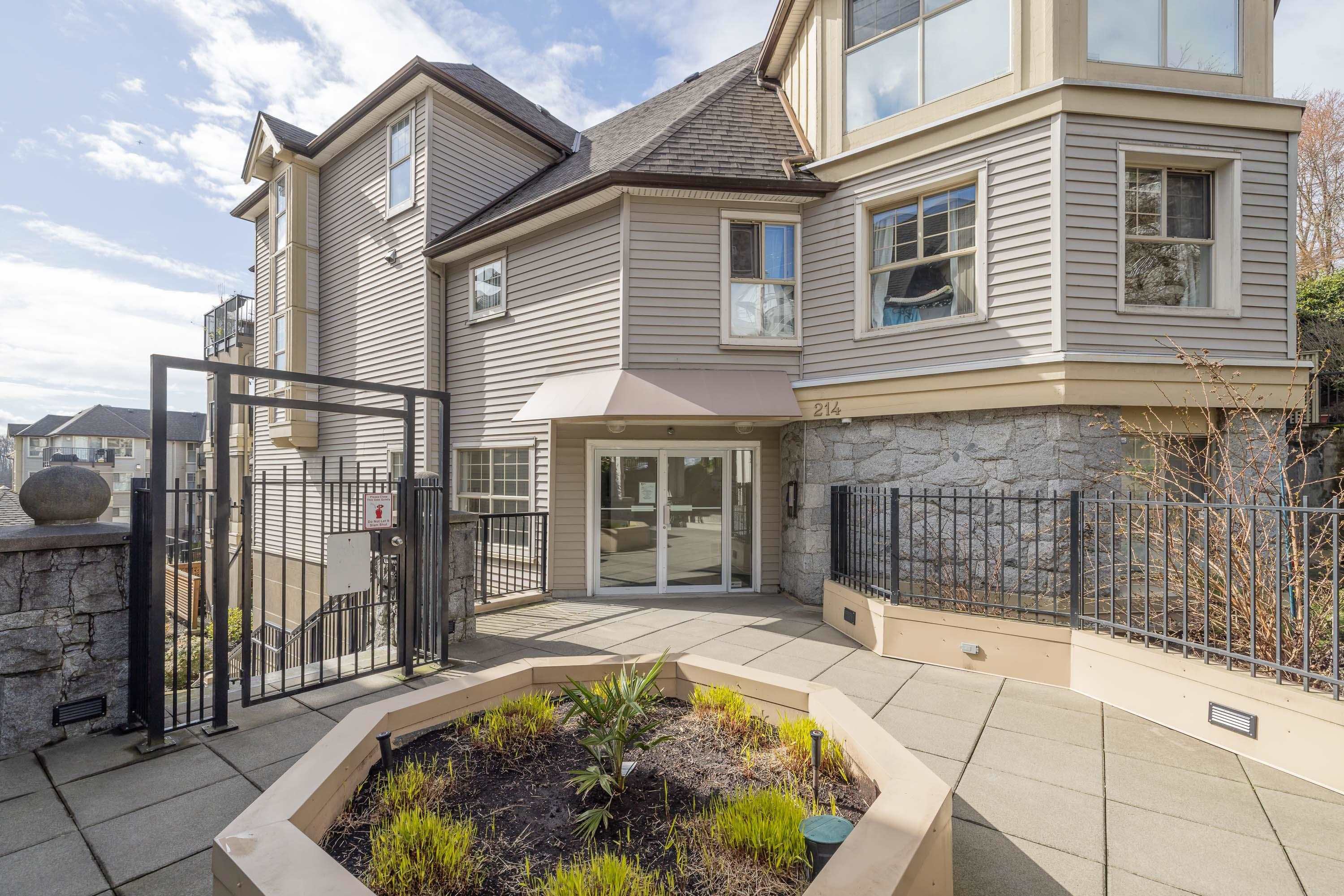 415 214 ELEVENTH STREET, R3104232, BC,