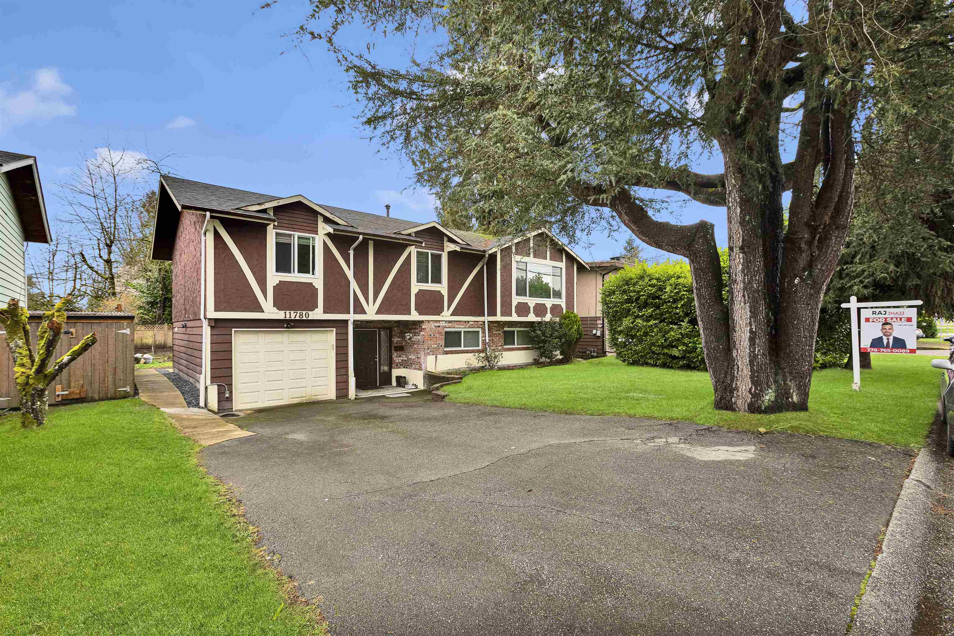 11780 85A AVENUE, Delta BC V4C 2V6, R3104277, BC,