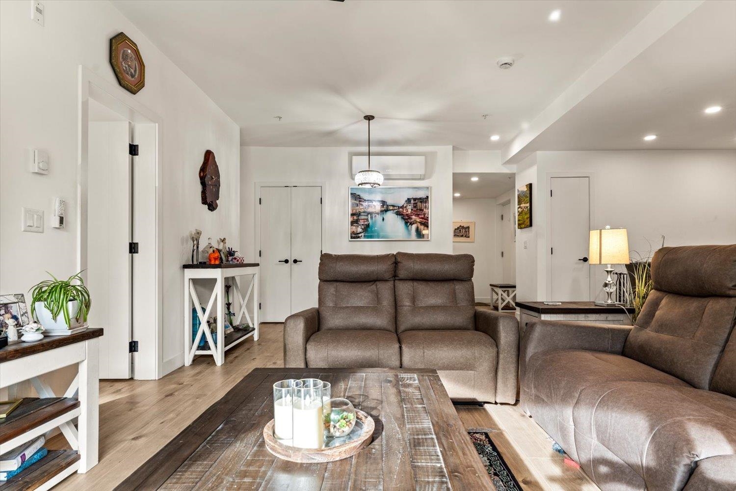 102 32838 LANDEAU PLACE, R3104322, BC,