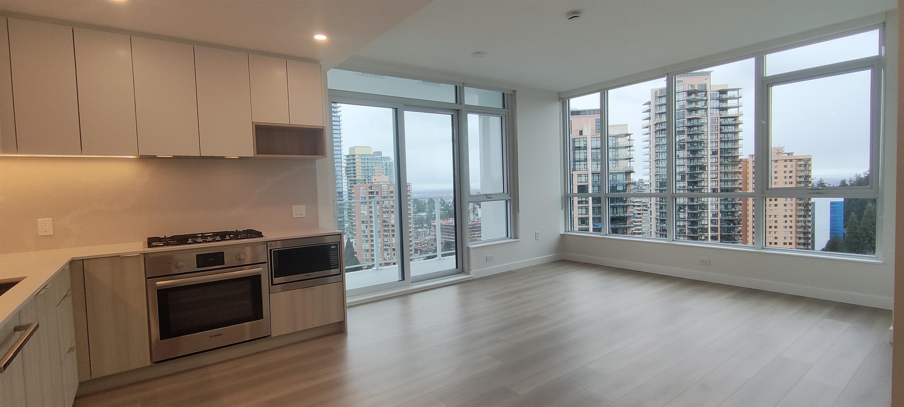 6075 WILSON AVENUE, Burnaby BC V5H 2R5, R3104360, BC,