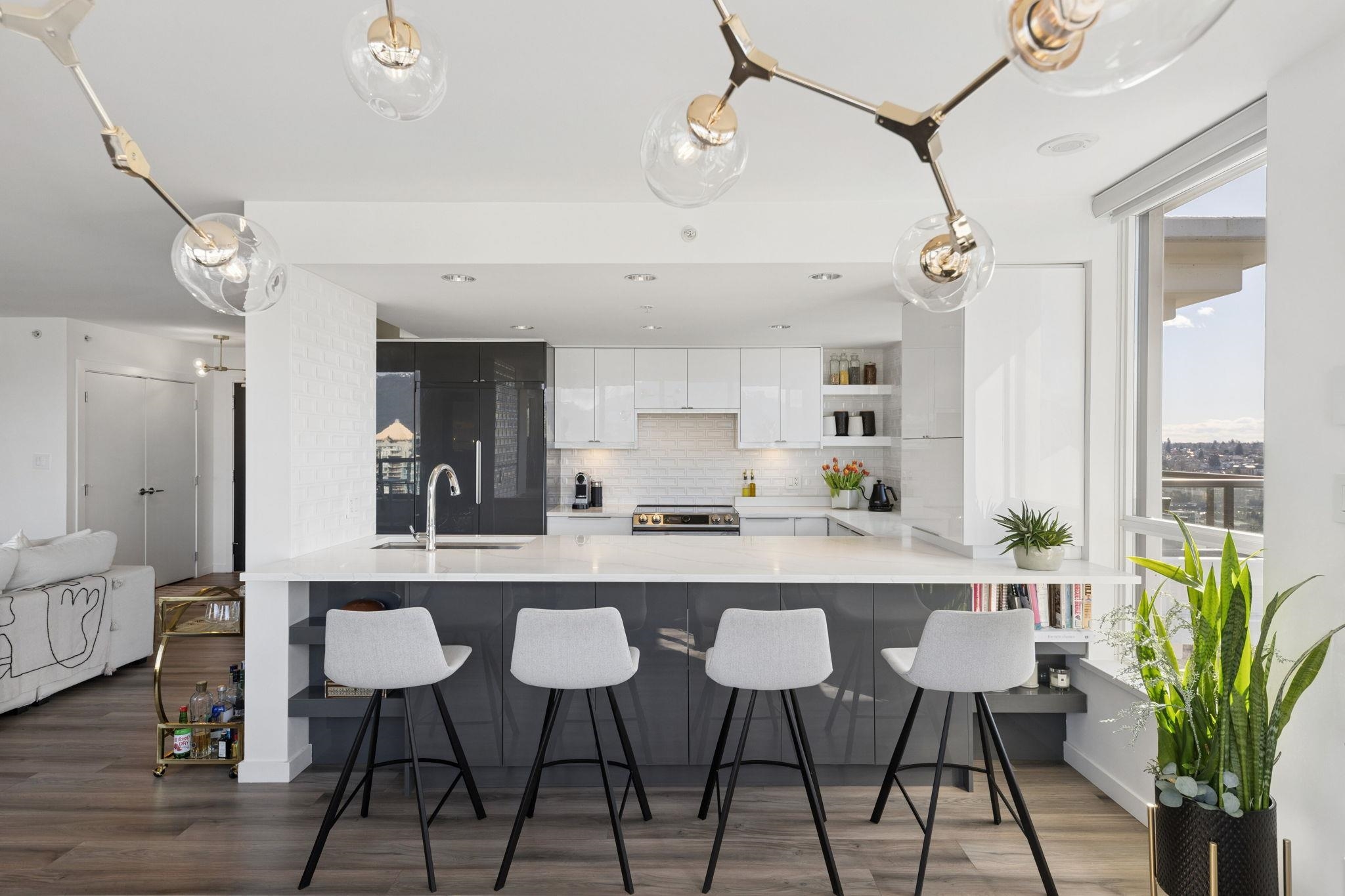 3203 2138 MADISON AVENUE, R3104444, BC,