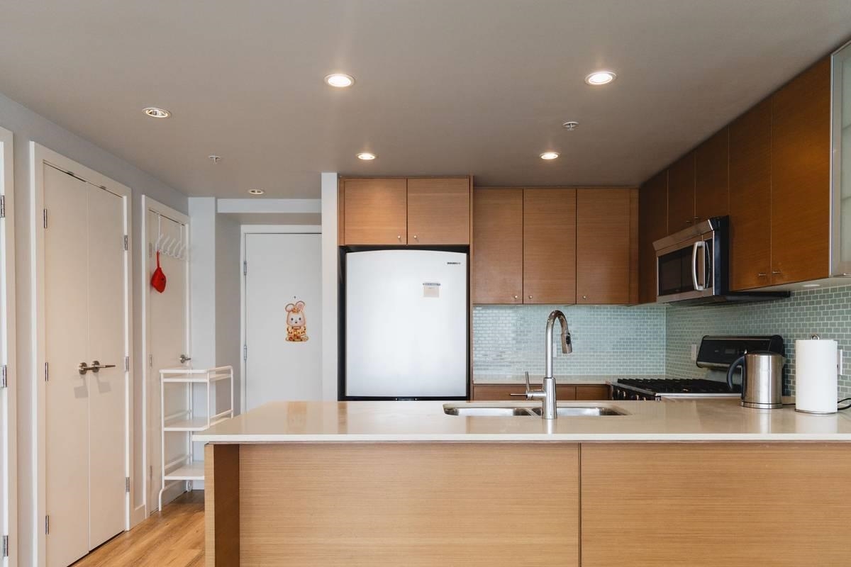 7371 WESTMINSTER WAY, Richmond BC V6X 0B4, R3104548, BC,