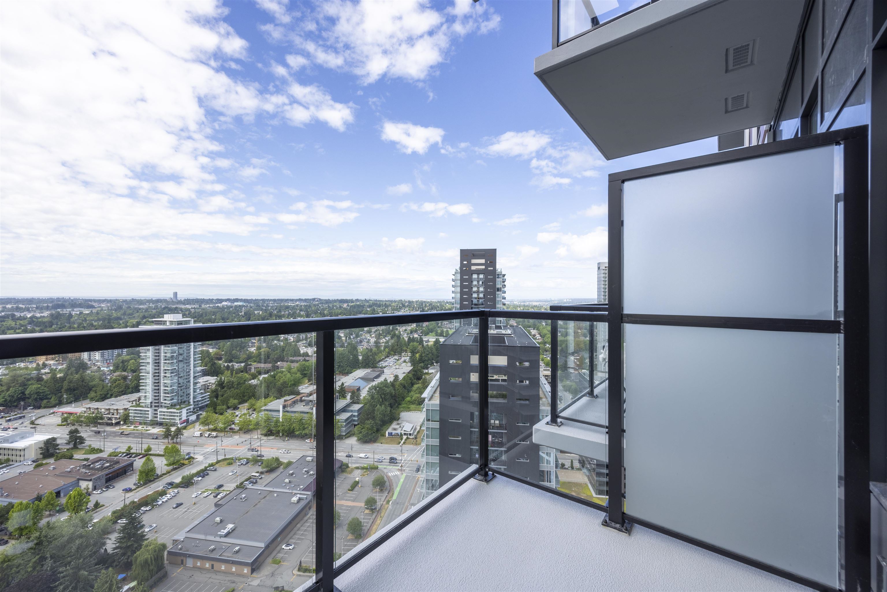 MLS® listing #R3104565 for sale located at 3202 13745 GEORGE JUNCTION