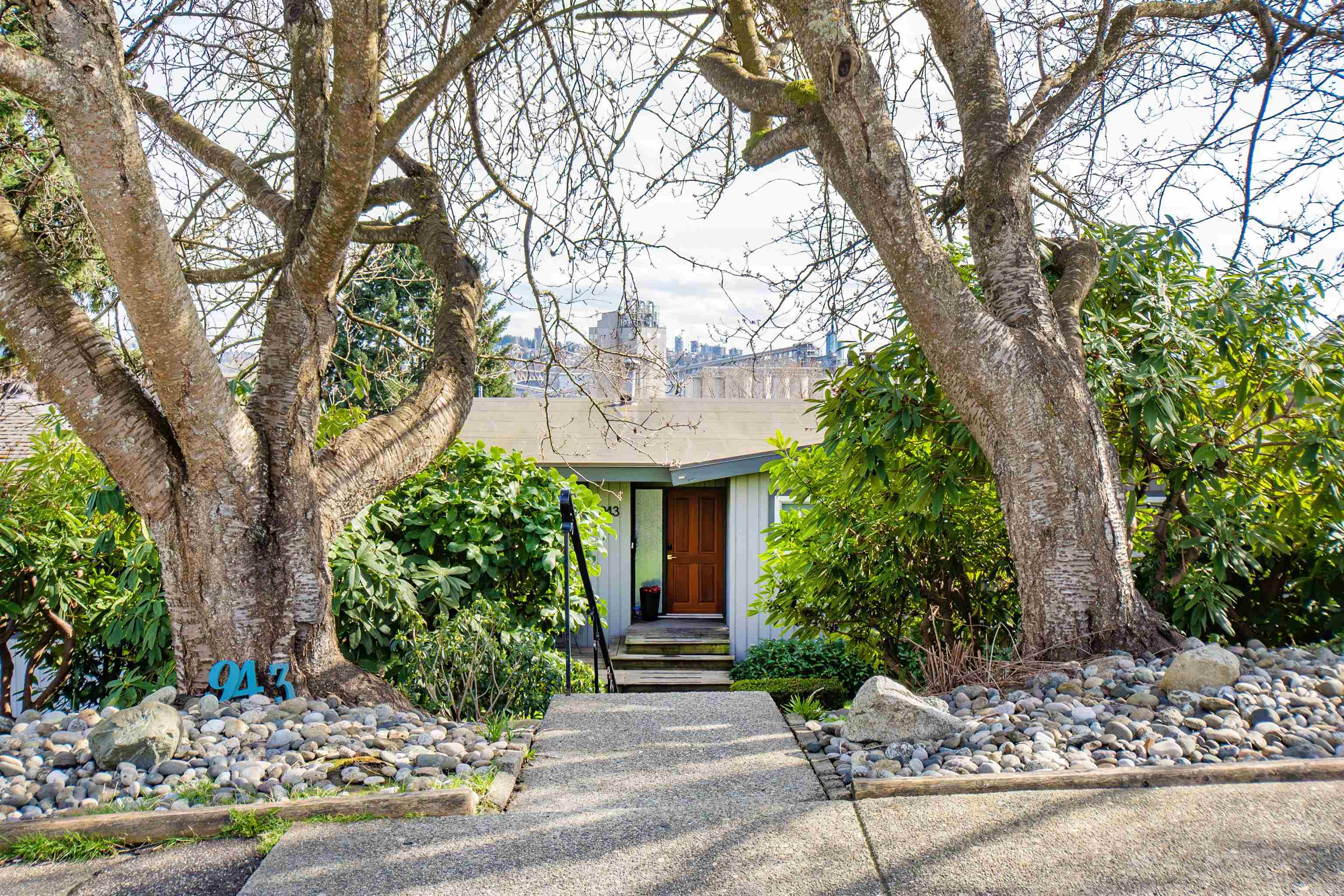 943 SHAVINGTON STREET, North Vancouver BC V7L 1K6, R3104607, BC,