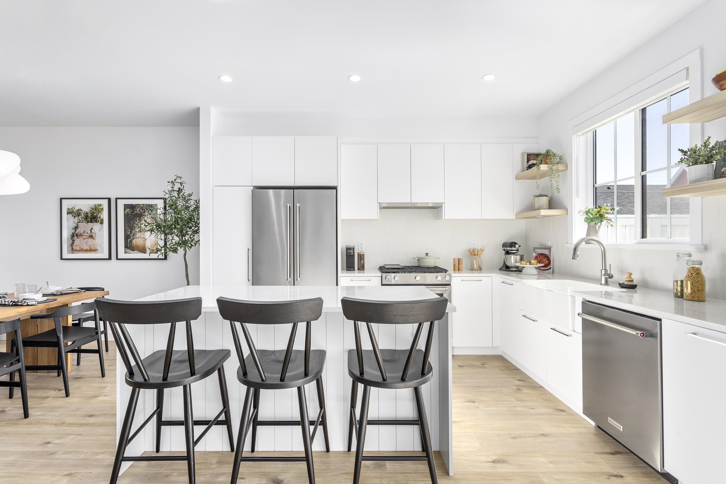 2 6366 DAIRY AVENUE, R3104675, BC,