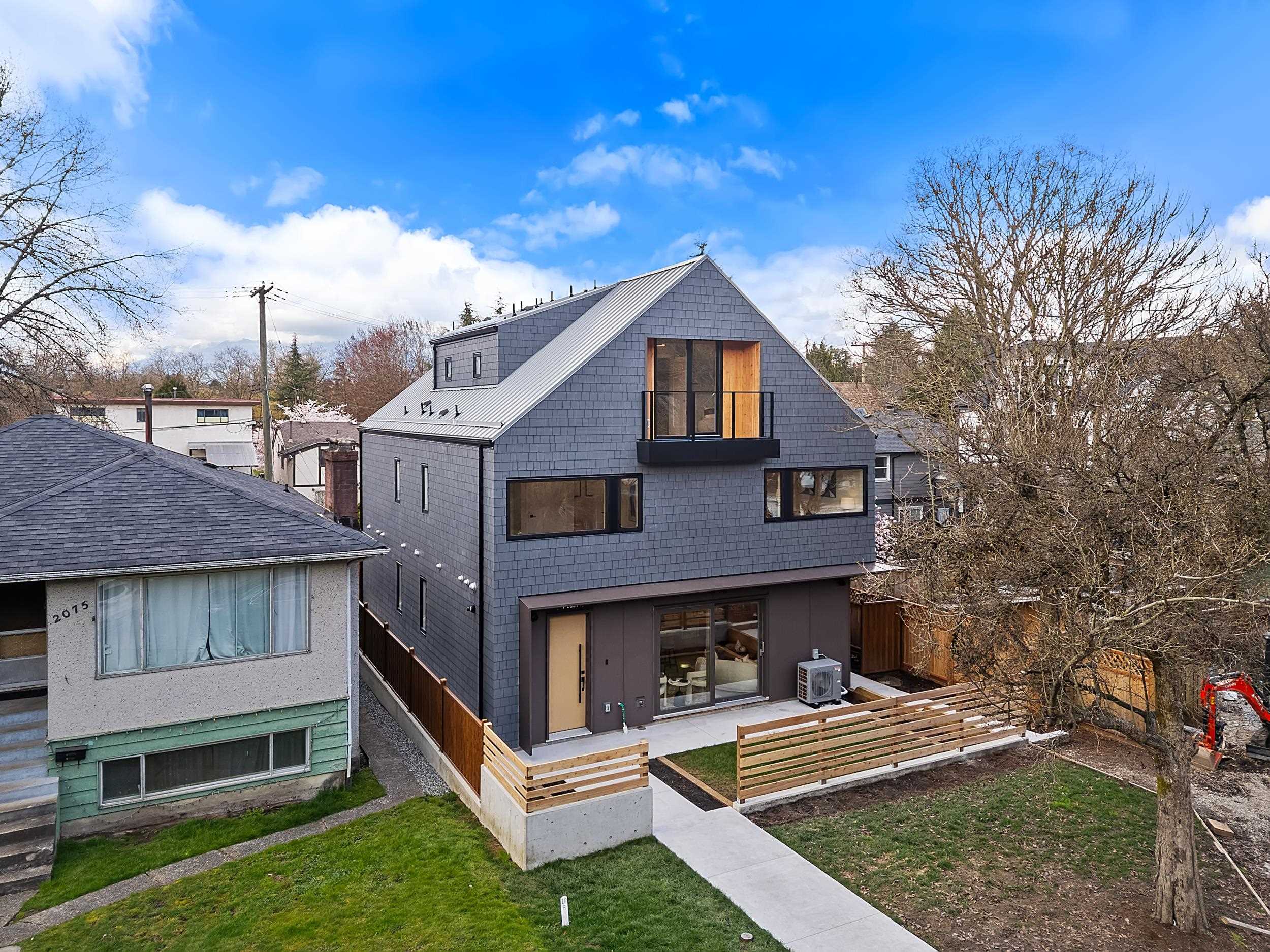 1 2091 20TH AVENUE, R3104684, BC,