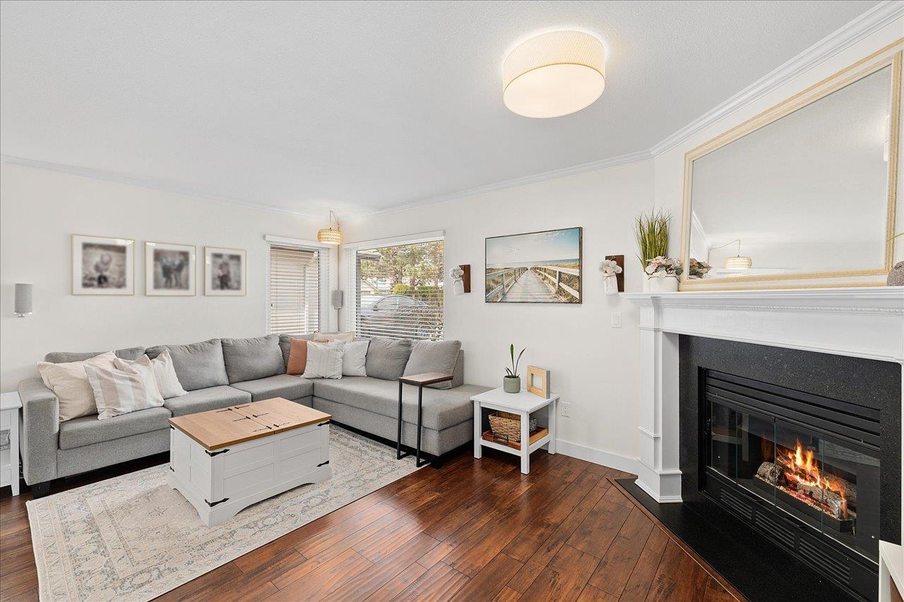 32 4756 62 STREET, R3104704, BC,