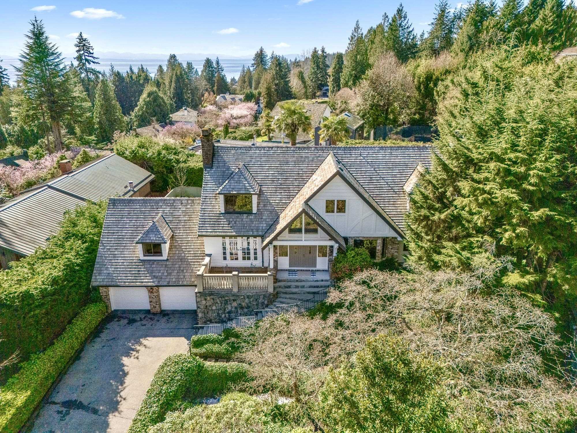 3047 SPENCER CLOSE, West Vancouver BC V7V 4R8, R3104752, BC,