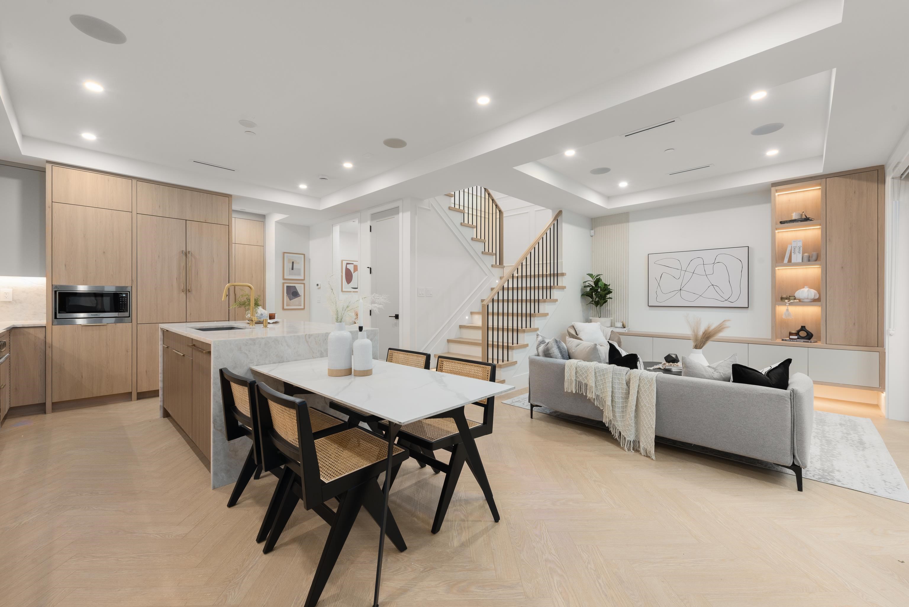 1 3393 VICTORIA DRIVE, R3104862, BC,