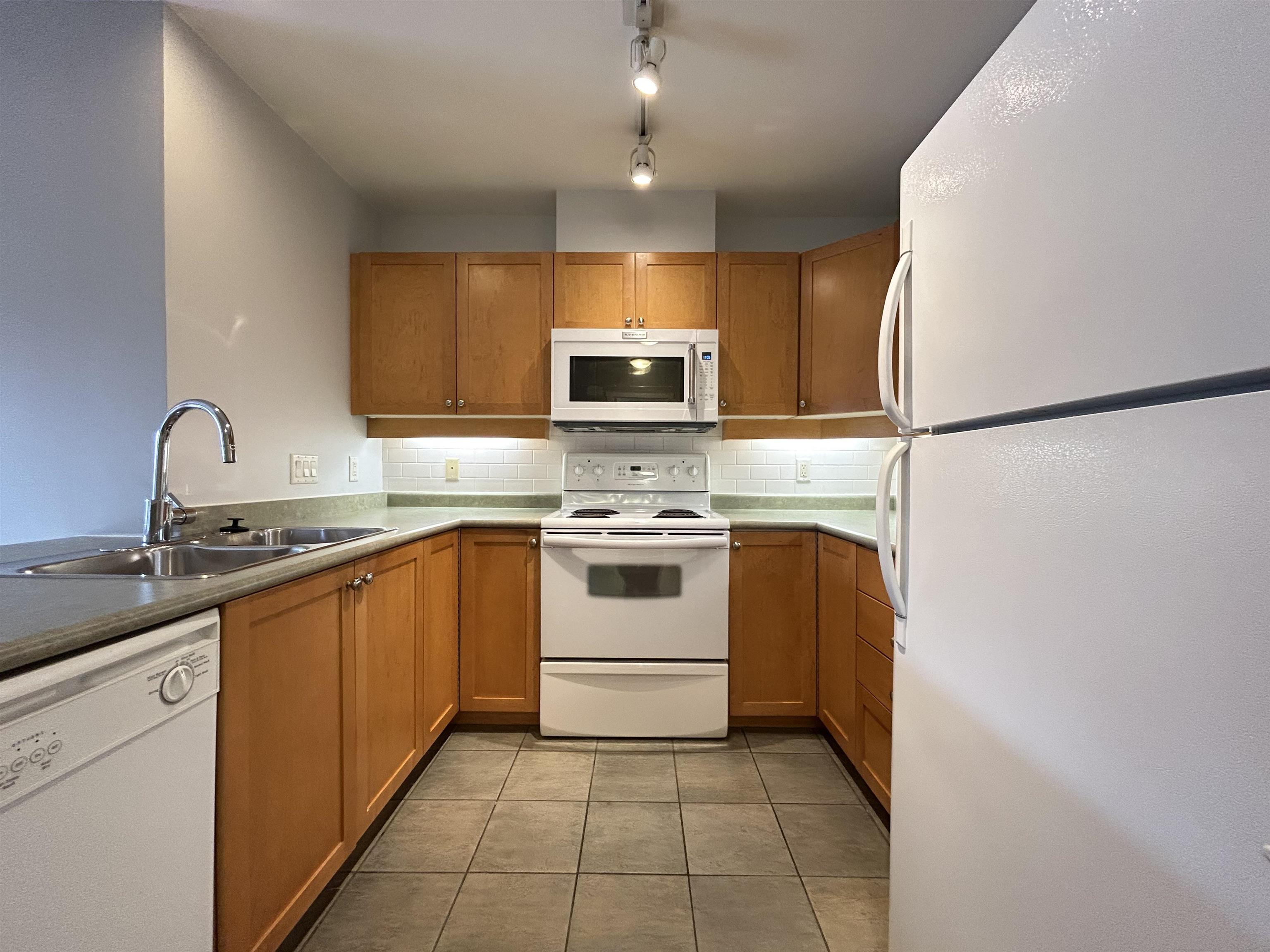 404 38 SEVENTH AVENUE, R3104945, BC,