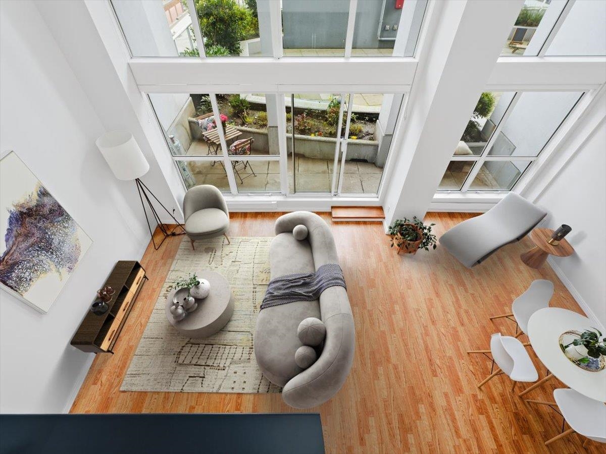 512 933 SEYMOUR STREET, R3105020, BC,