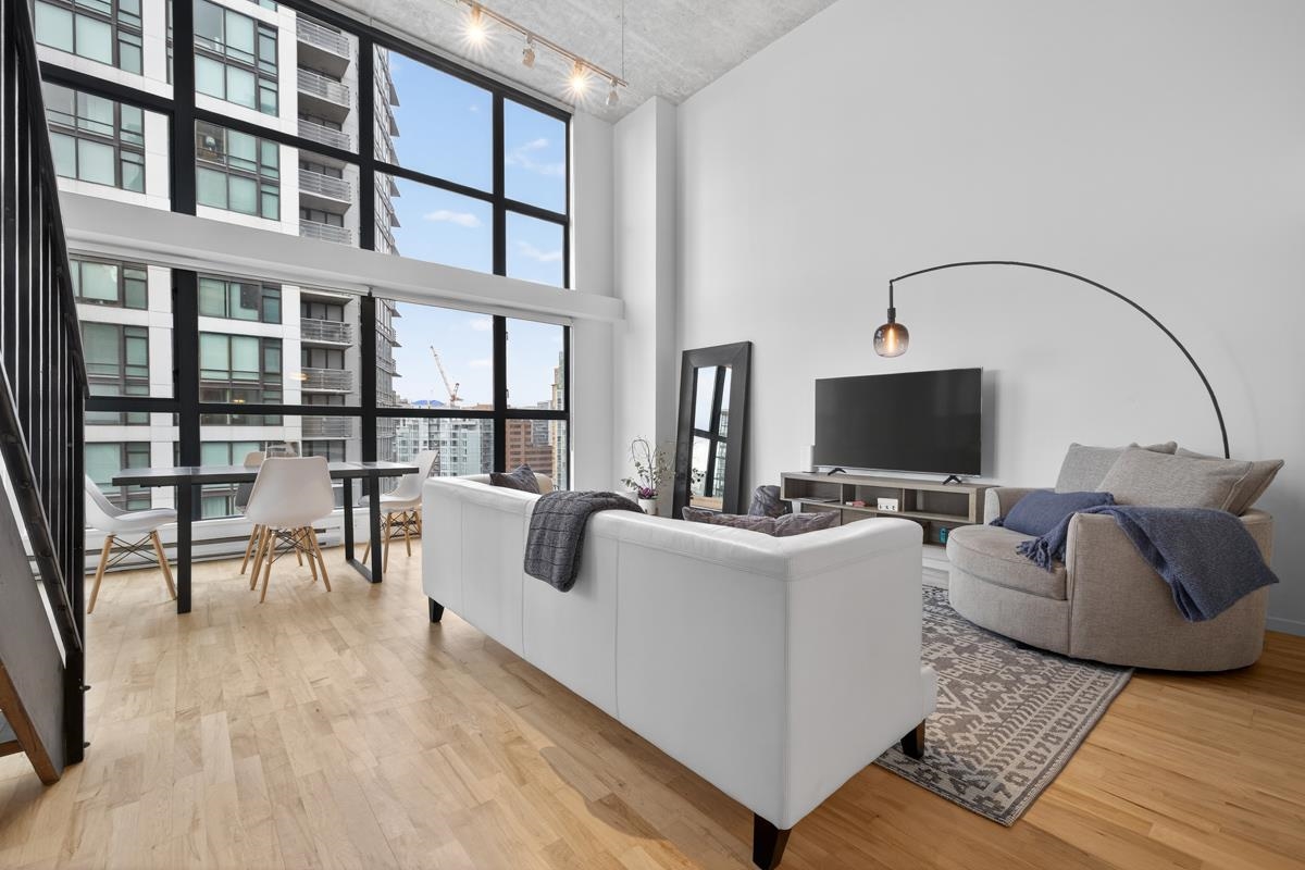 1102 1238 SEYMOUR STREET, R3105138, BC,