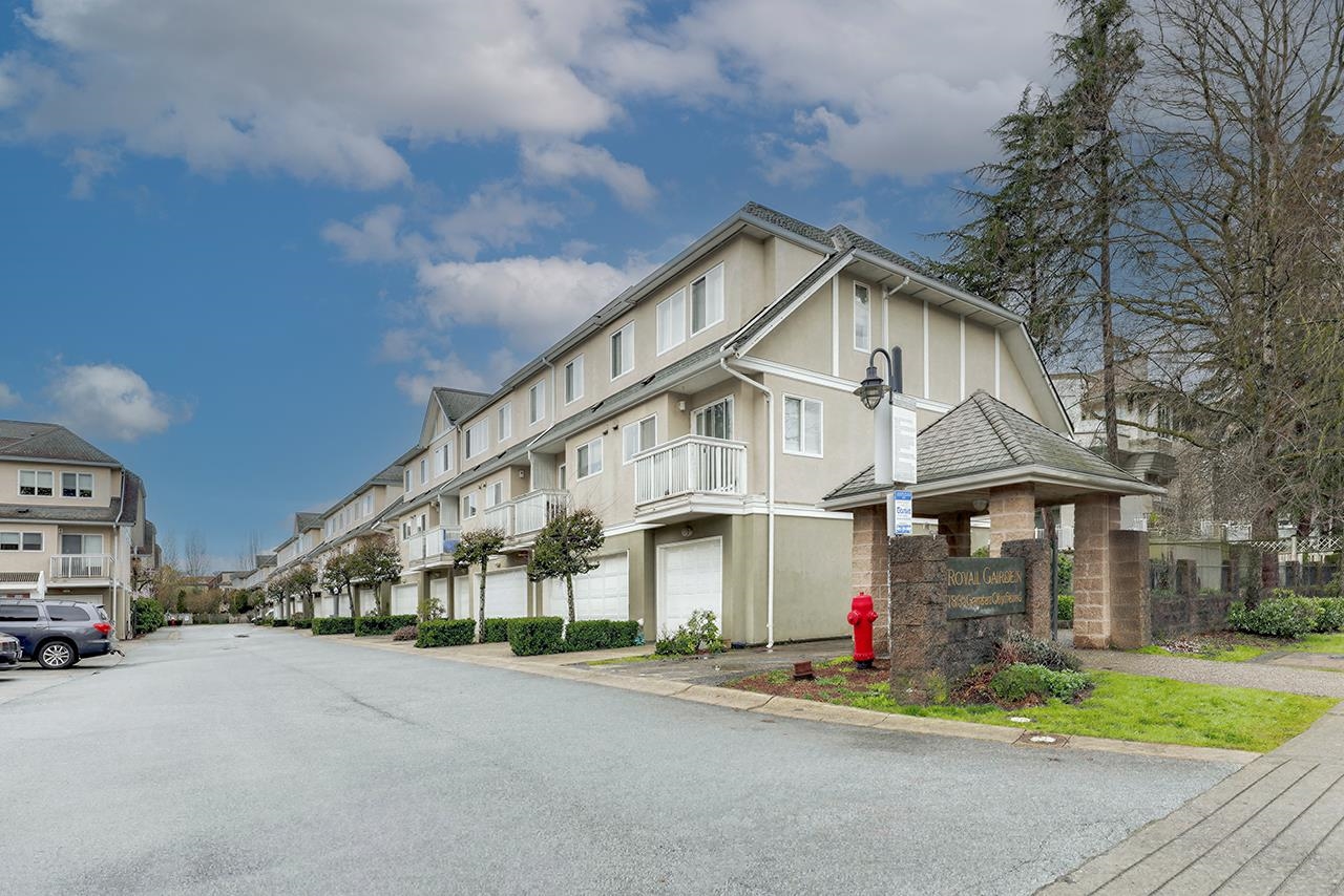 14 7831 GARDEN CITY ROAD, R3105153, BC,