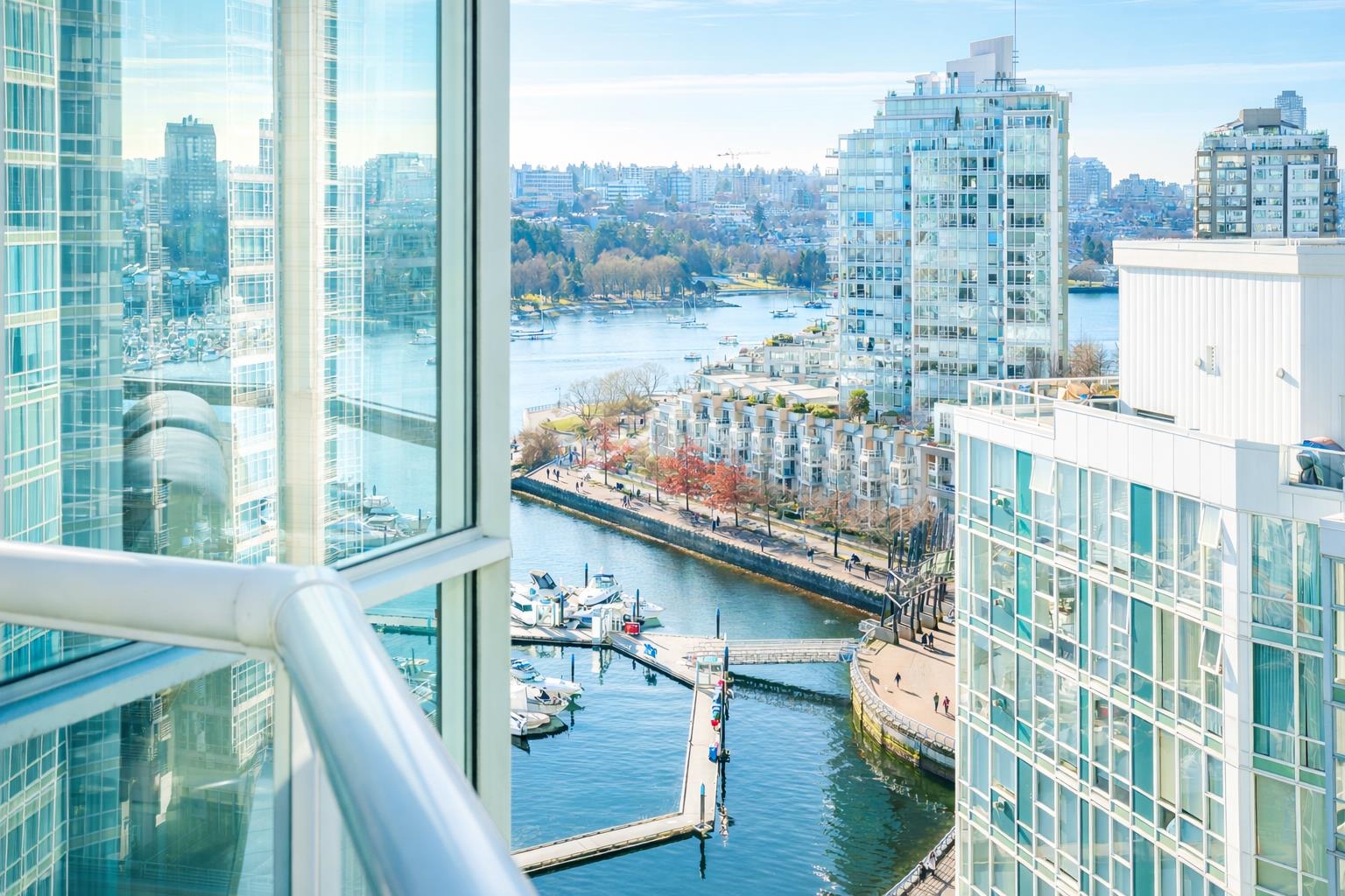 1906 1077 MARINASIDE CRESCENT, R3105196, BC,