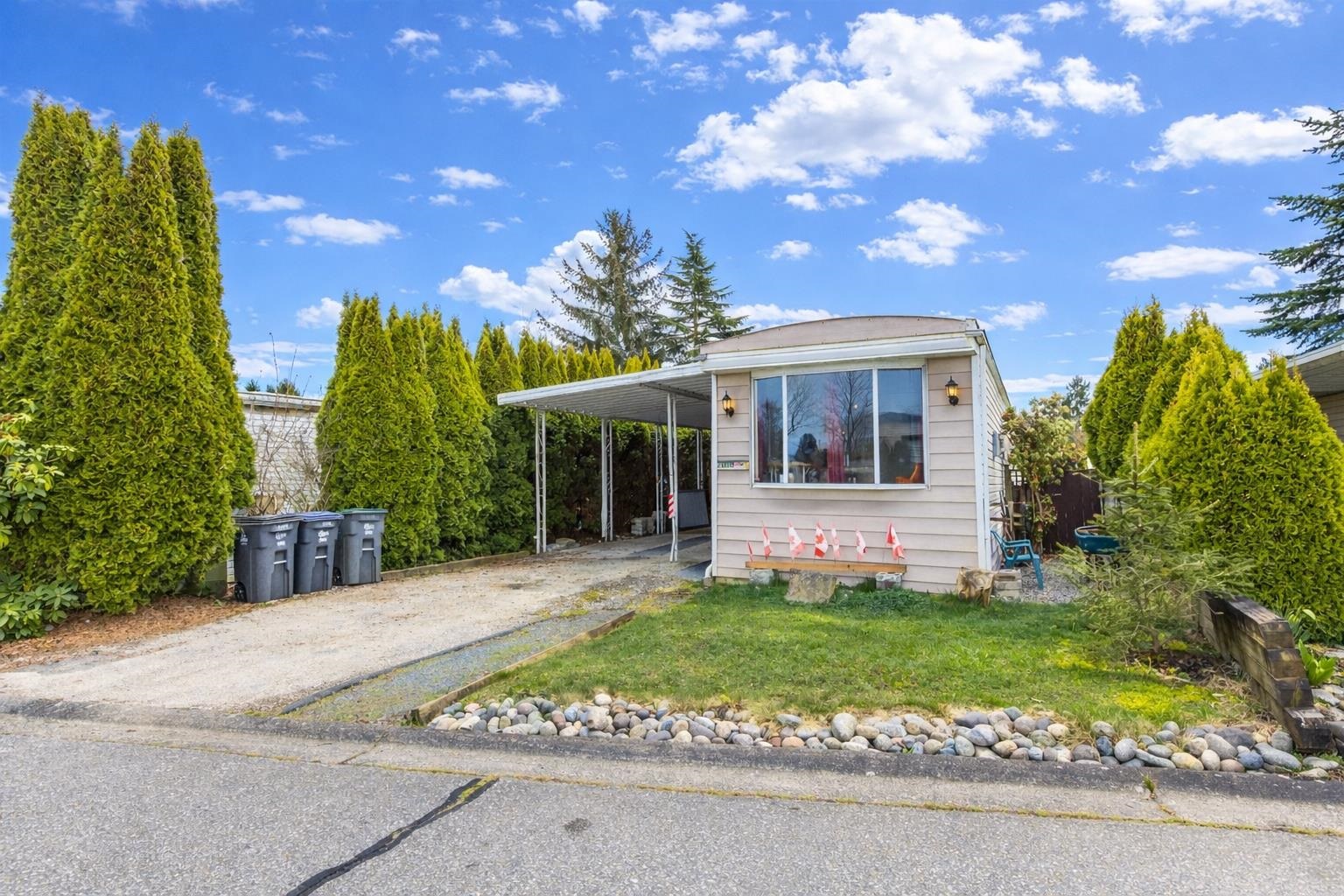 2058 CUMBRIA DRIVE, Surrey BC V4A 5J9, R3105243, BC,