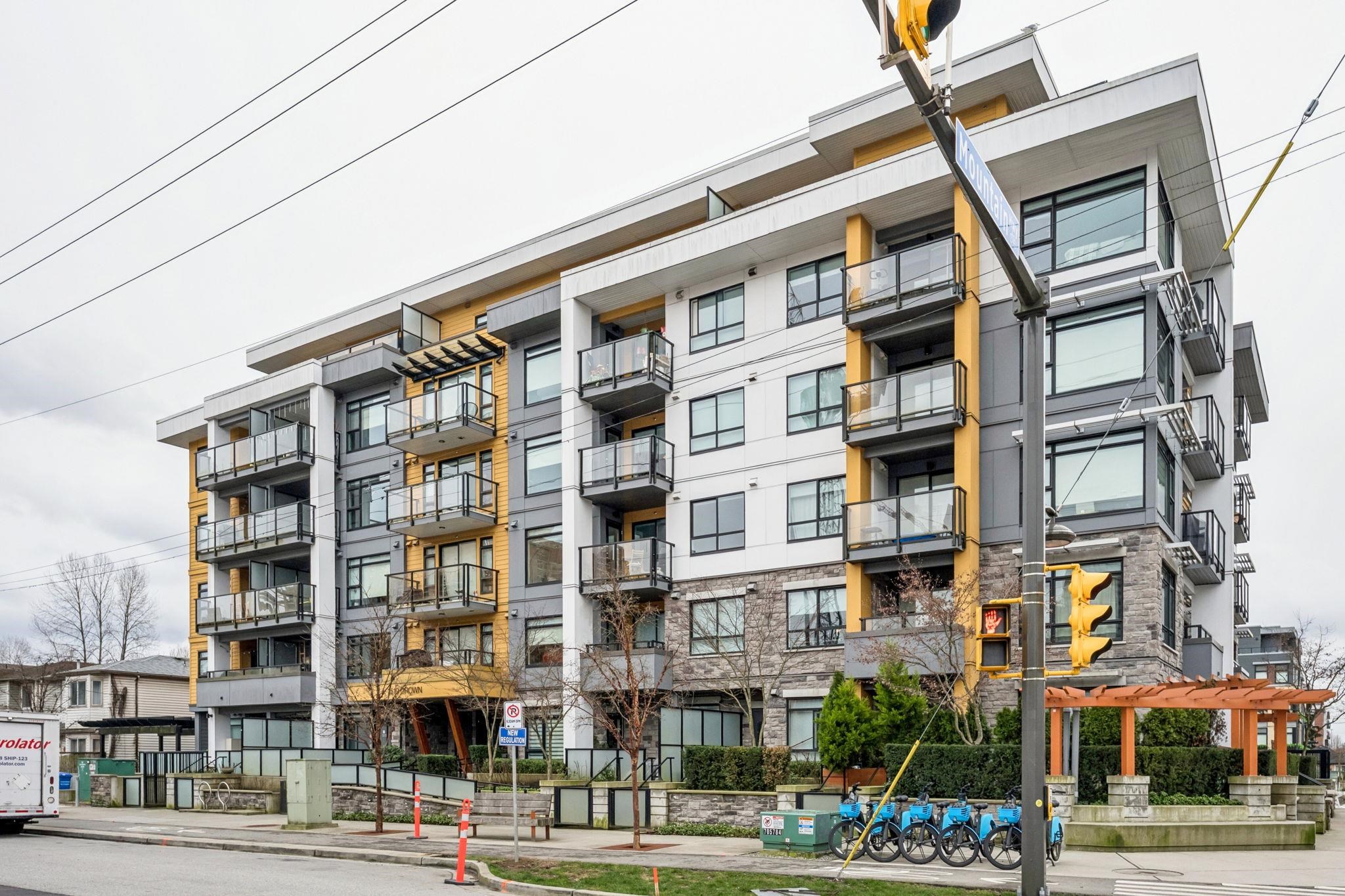 201 1519 CROWN STREET, R3105252, BC,