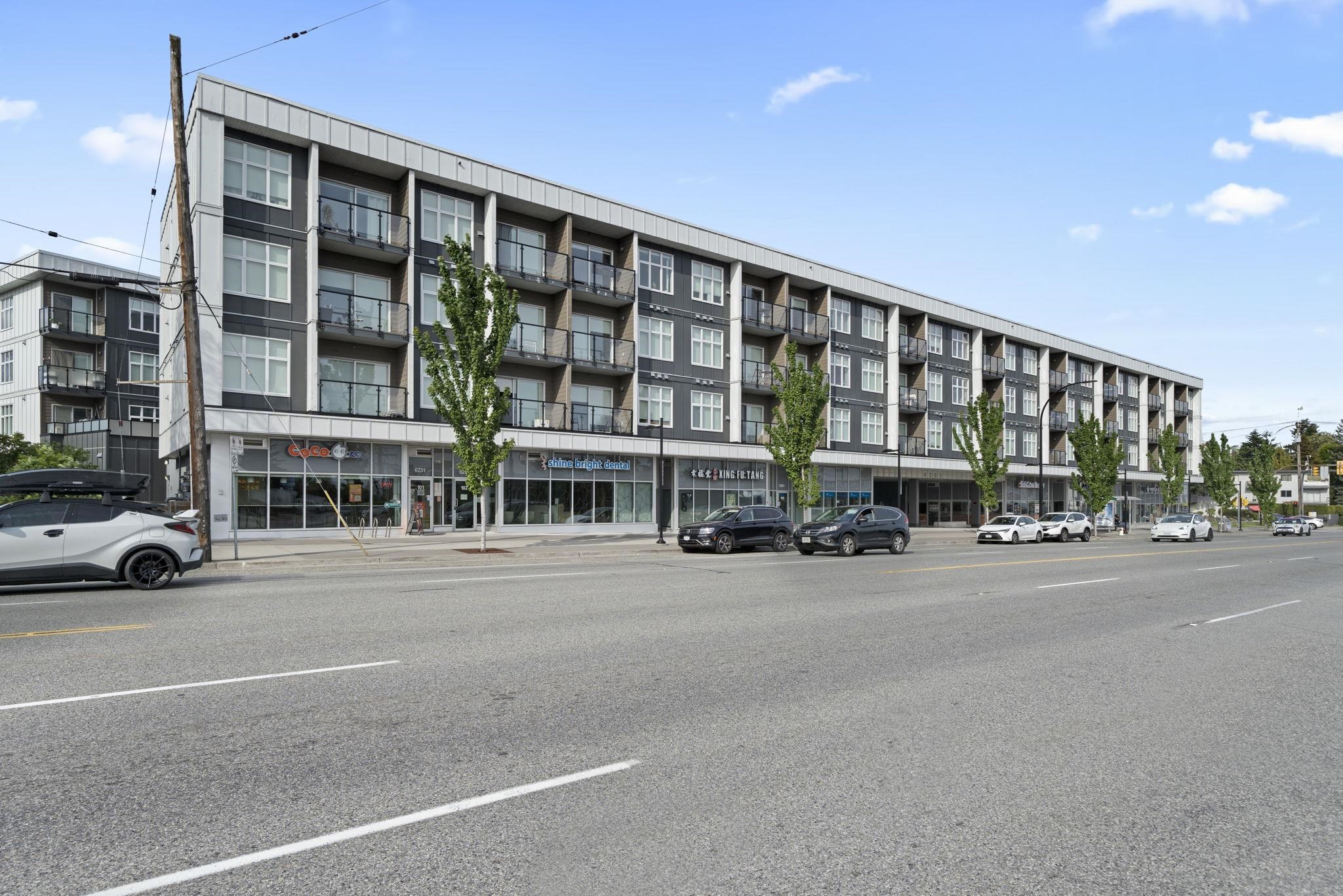 PH18 6283 KINGSWAY, R3105377, BC,