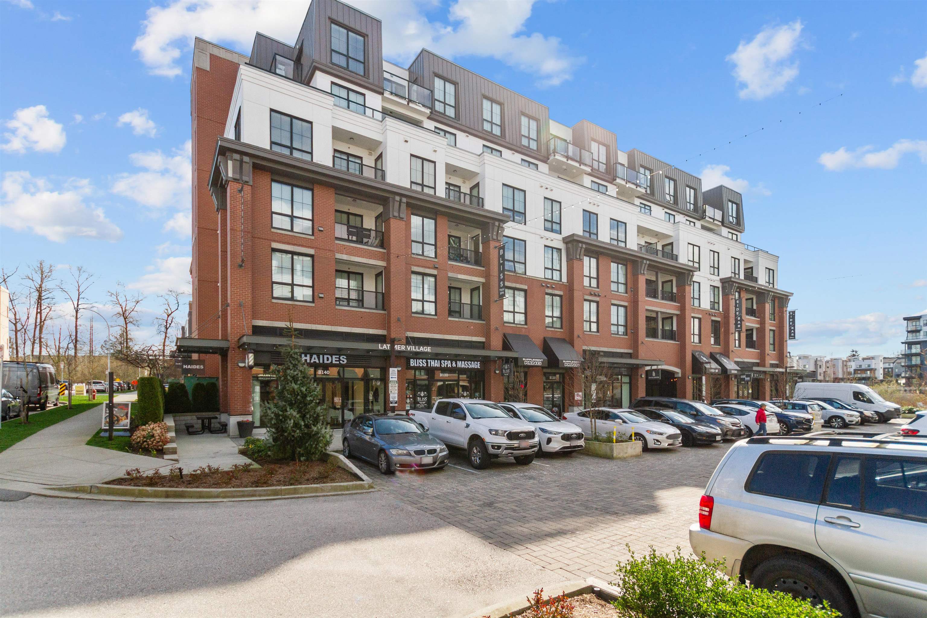 B308 20018 83A AVENUE, R3105396, BC,