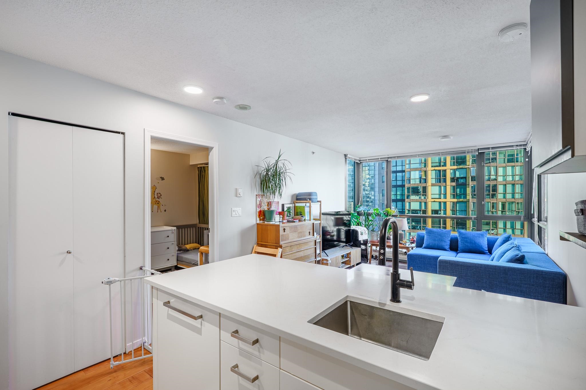 1706 1367 ALBERNI STREET, R3105551, BC,