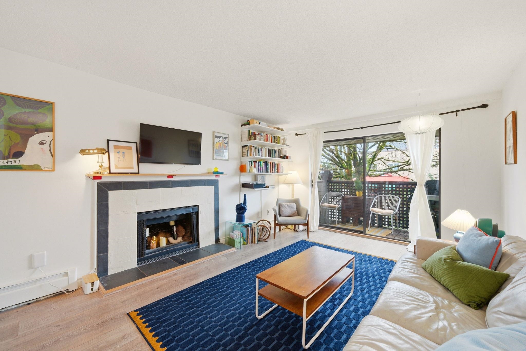 207 2215 DUNDAS STREET, R3105565, BC,