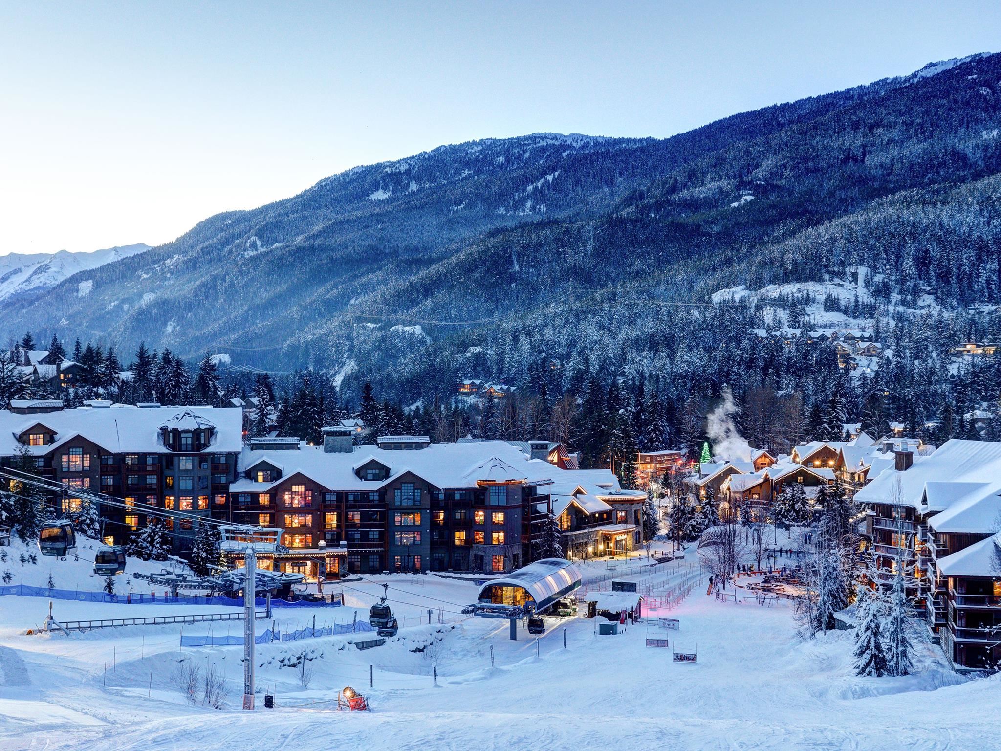 303 2202 GONDOLA WAY, R3105574, BC,