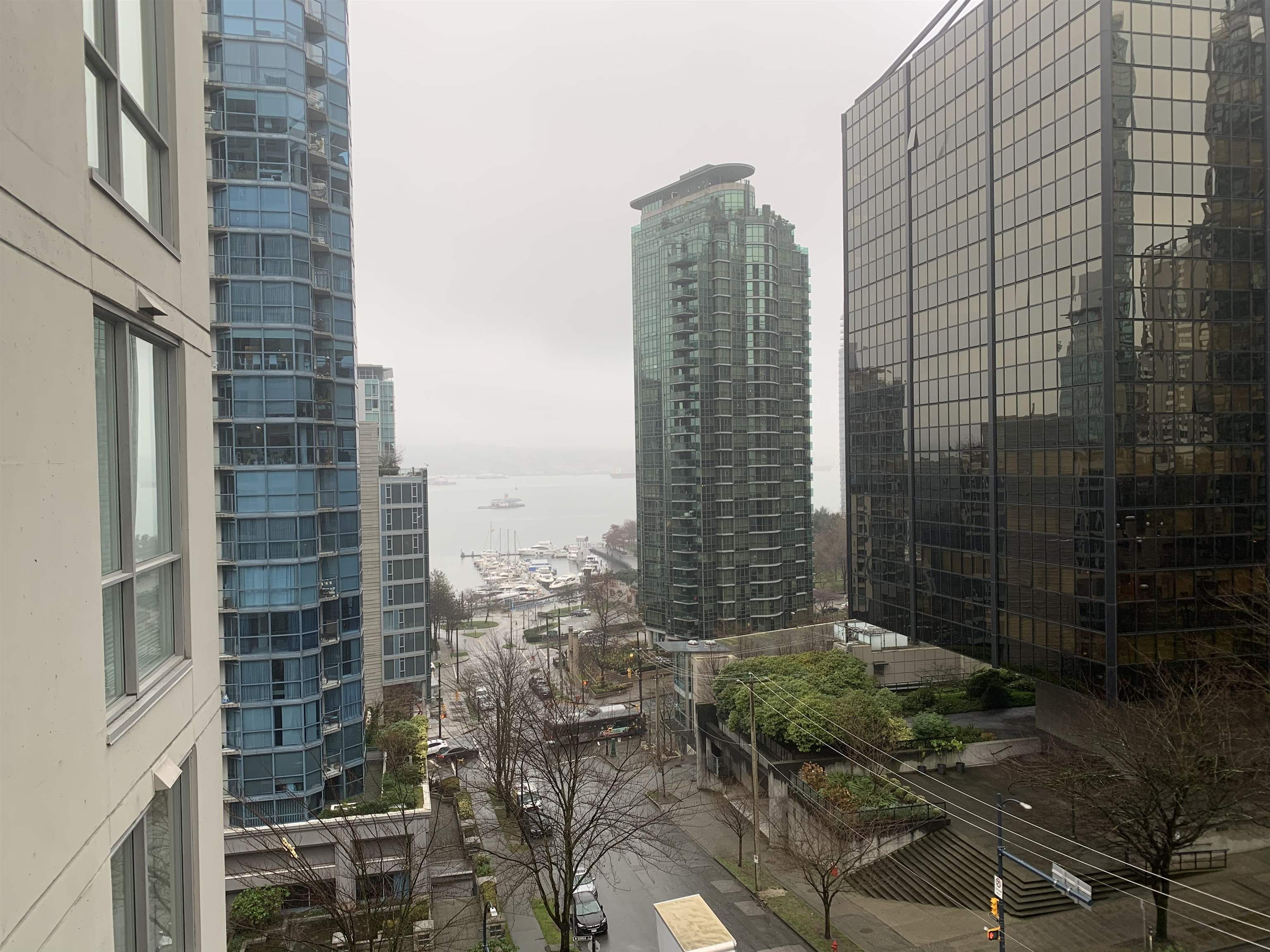 901 1420 GEORGIA STREET, R3105592, BC,