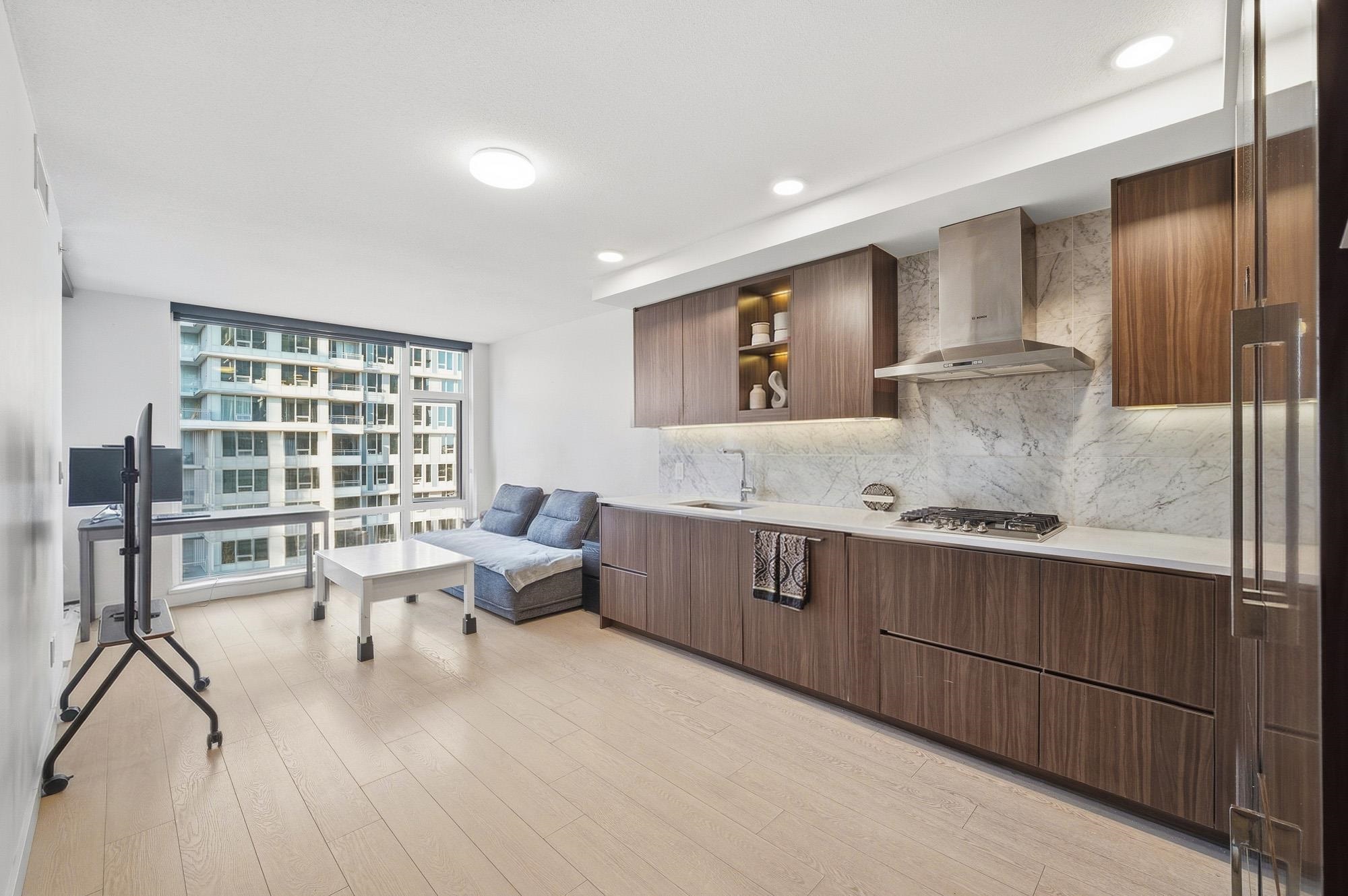 912 8800 HAZELBRIDGE WAY, R3105644, BC,