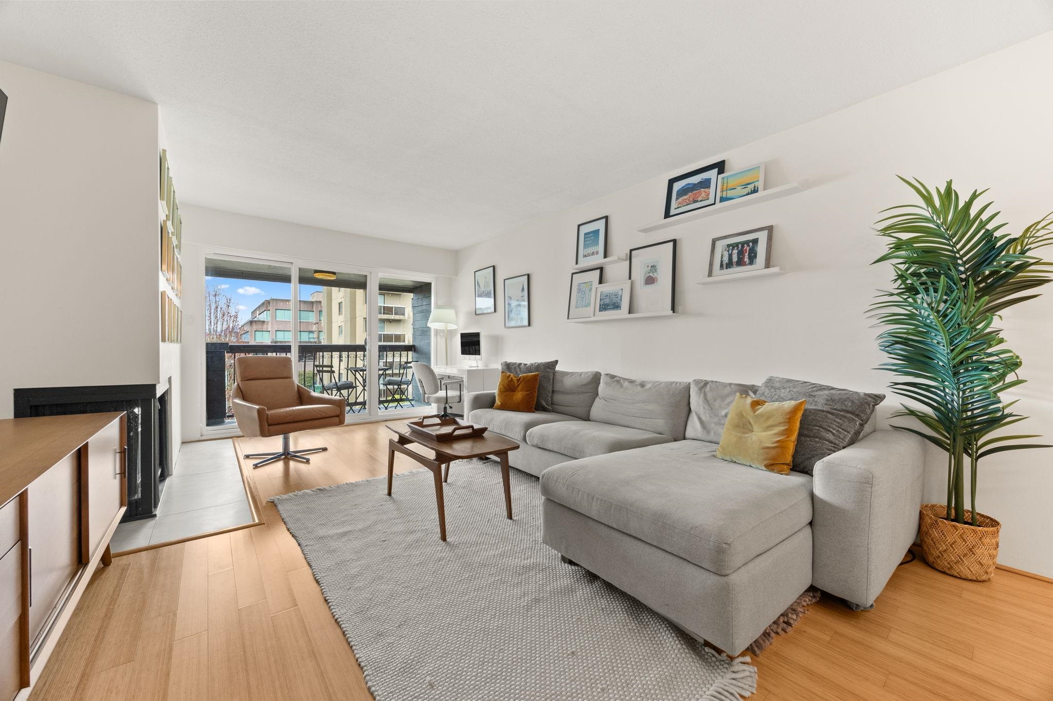 301 1352 10TH AVENUE, R3105726, BC,