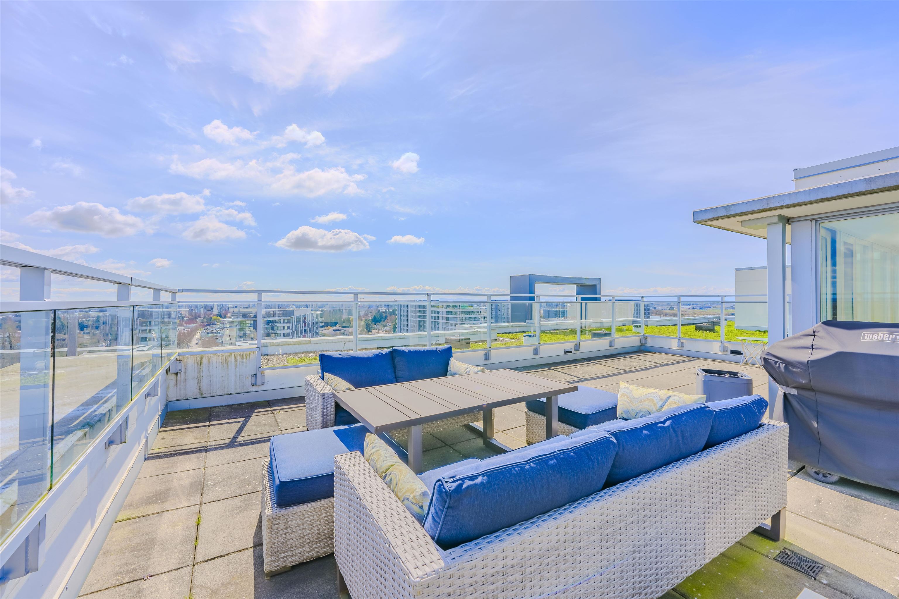 PH 1705 8677 CAPSTAN WAY, R3105866, BC,