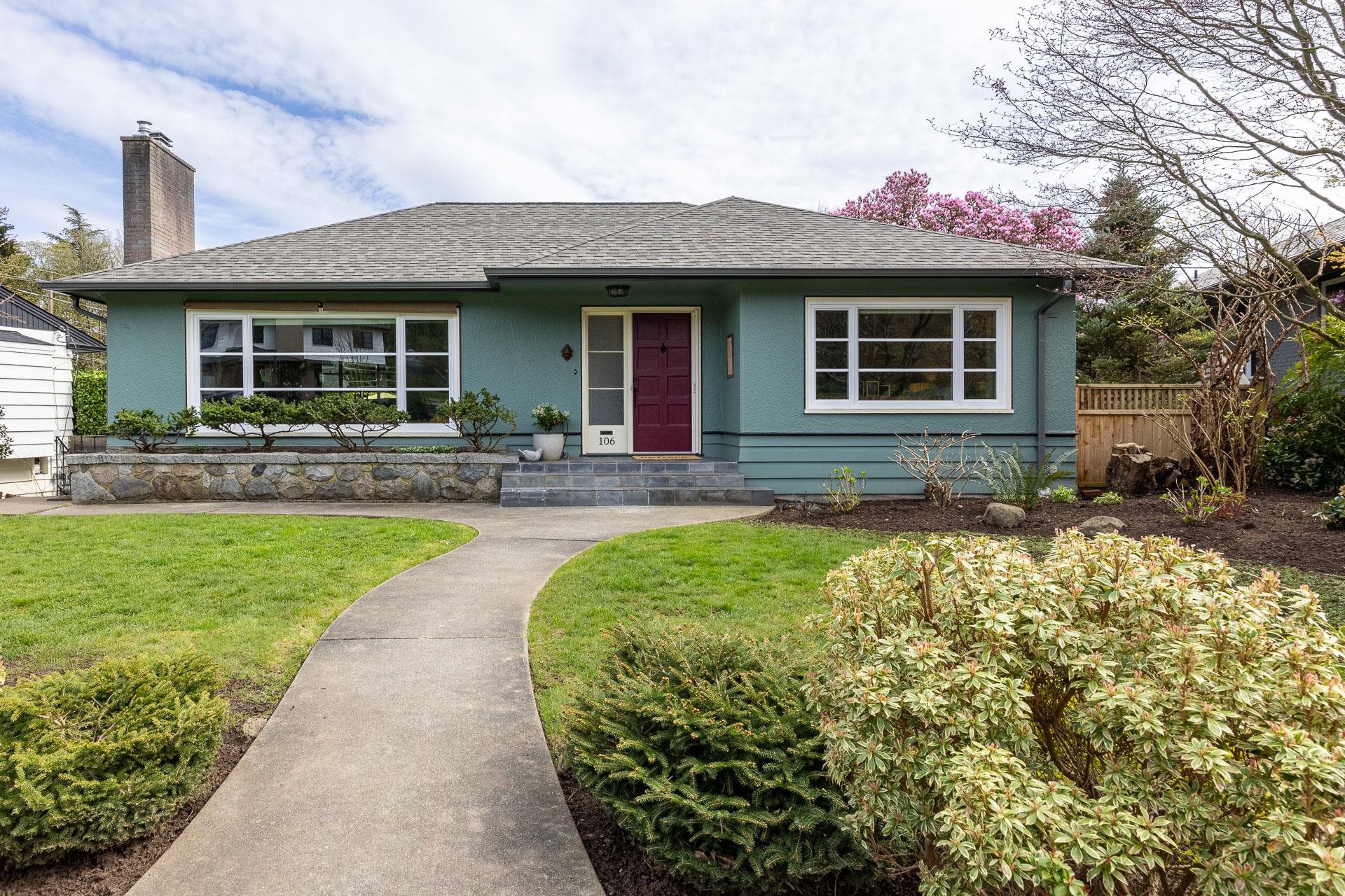 106 COLLEGE COURT, New Westminster BC V3L 1K9, R3106120, BC,