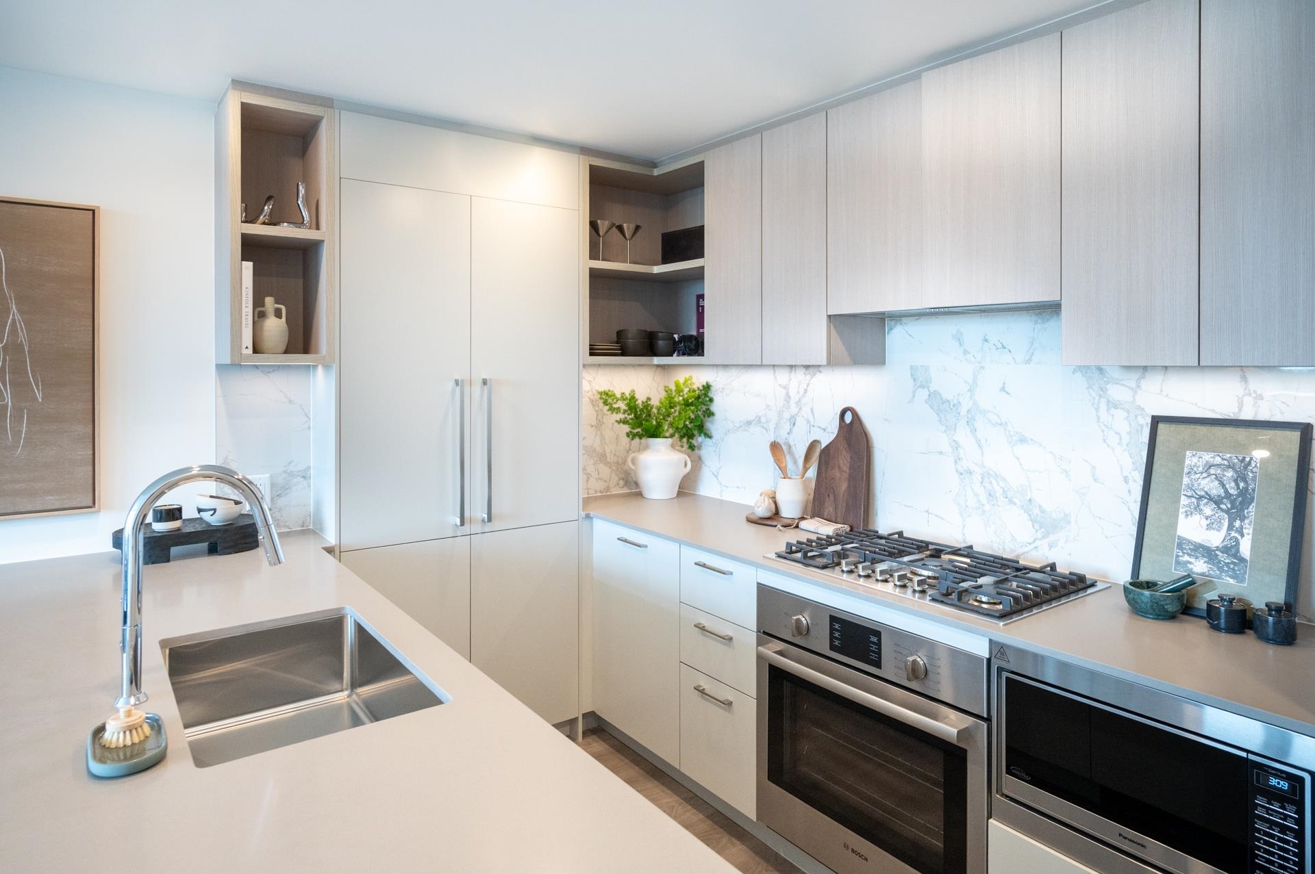 3310 6468 WILLINGDON AVENUE, R3106223, BC,