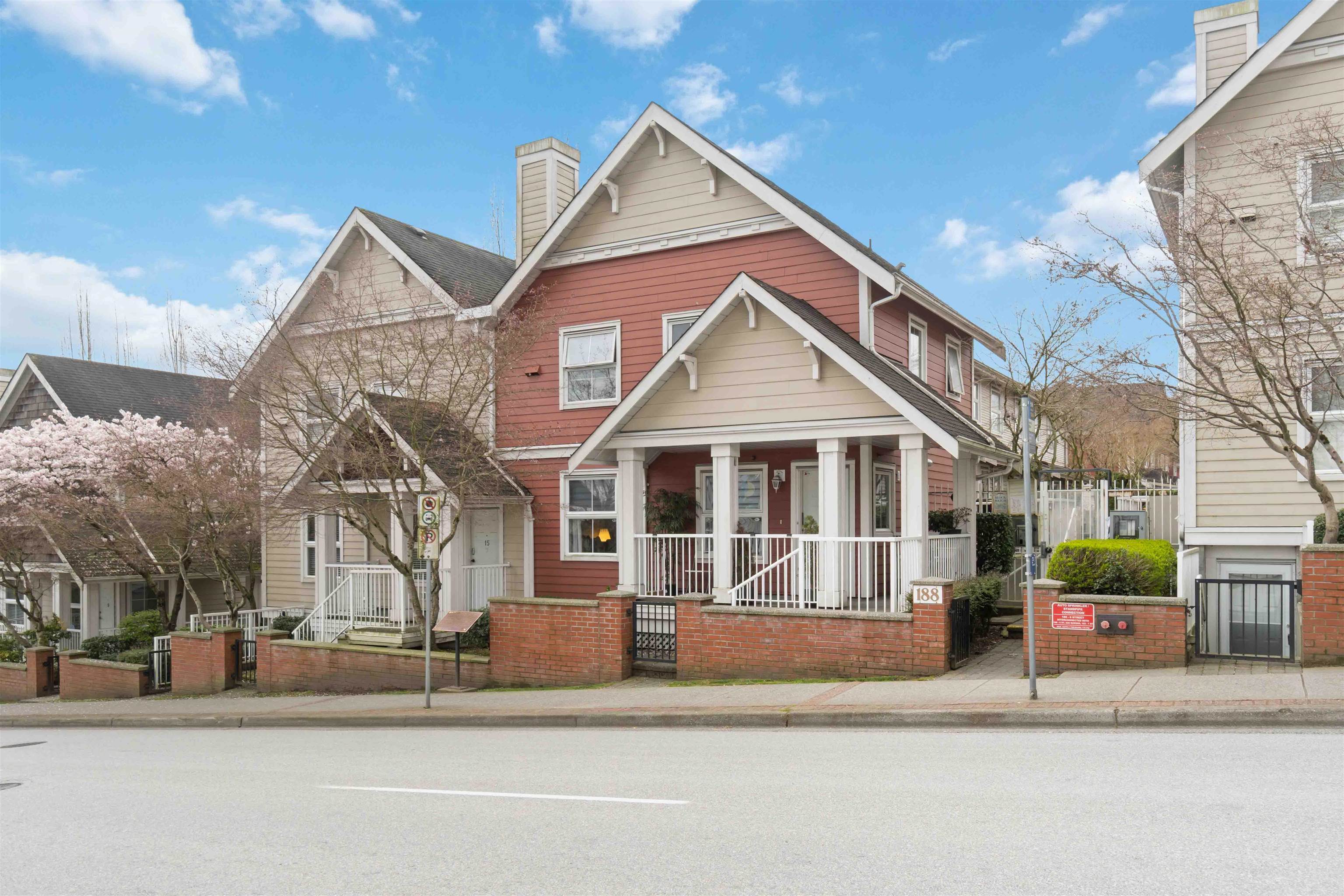 16 188 SIXTH STREET, R3106305, BC,