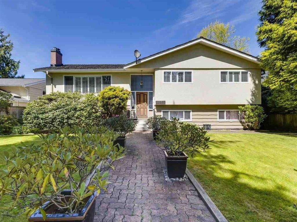 Upper Floor 3583 50 AVENUE, R3106354, BC,