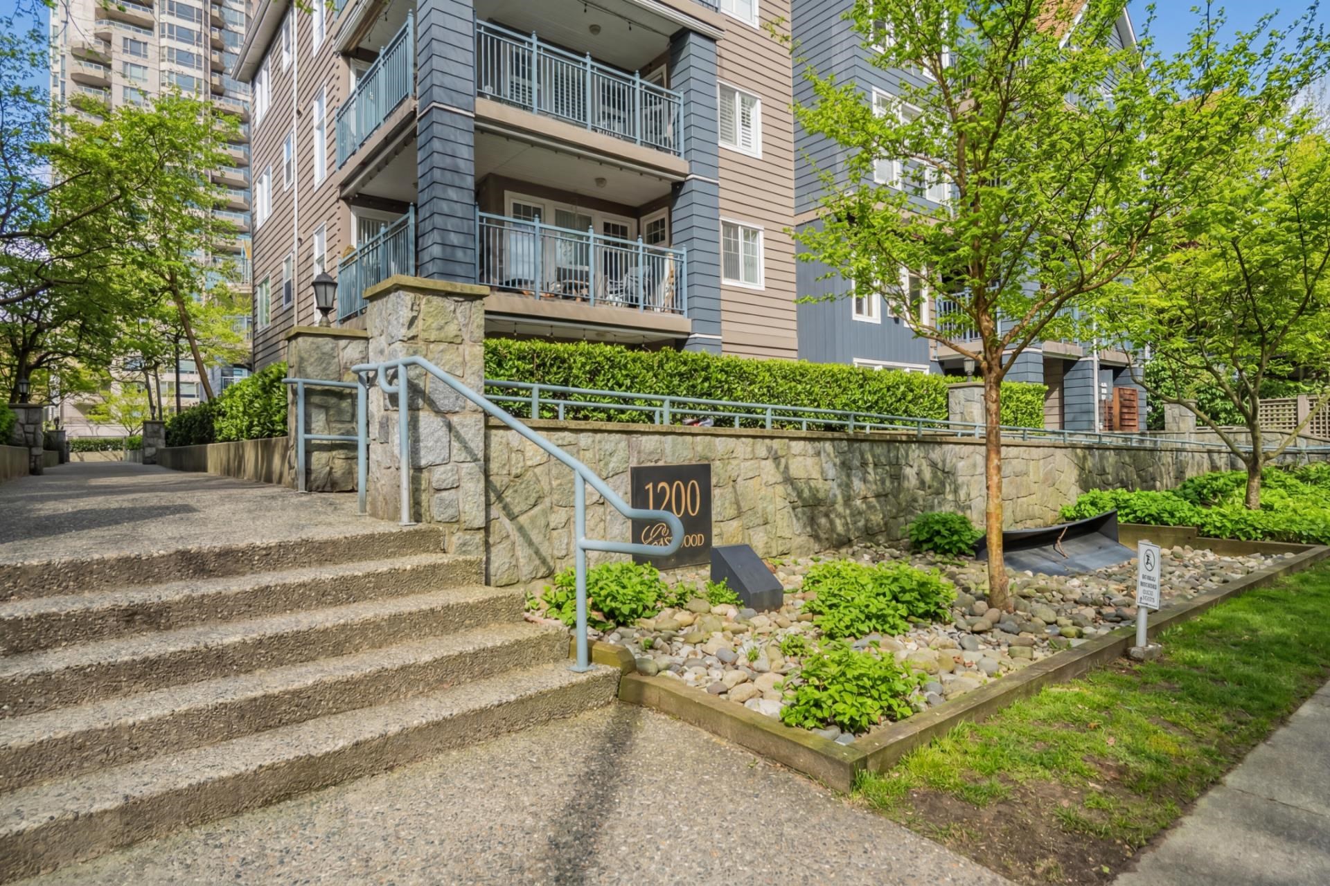 212 1200 EASTWOOD AVENUE, R3106365, BC,