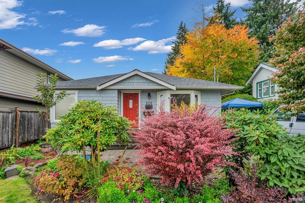 628 E 7TH STREET, North Vancouver BC V7L 1S4, R3106401, BC,