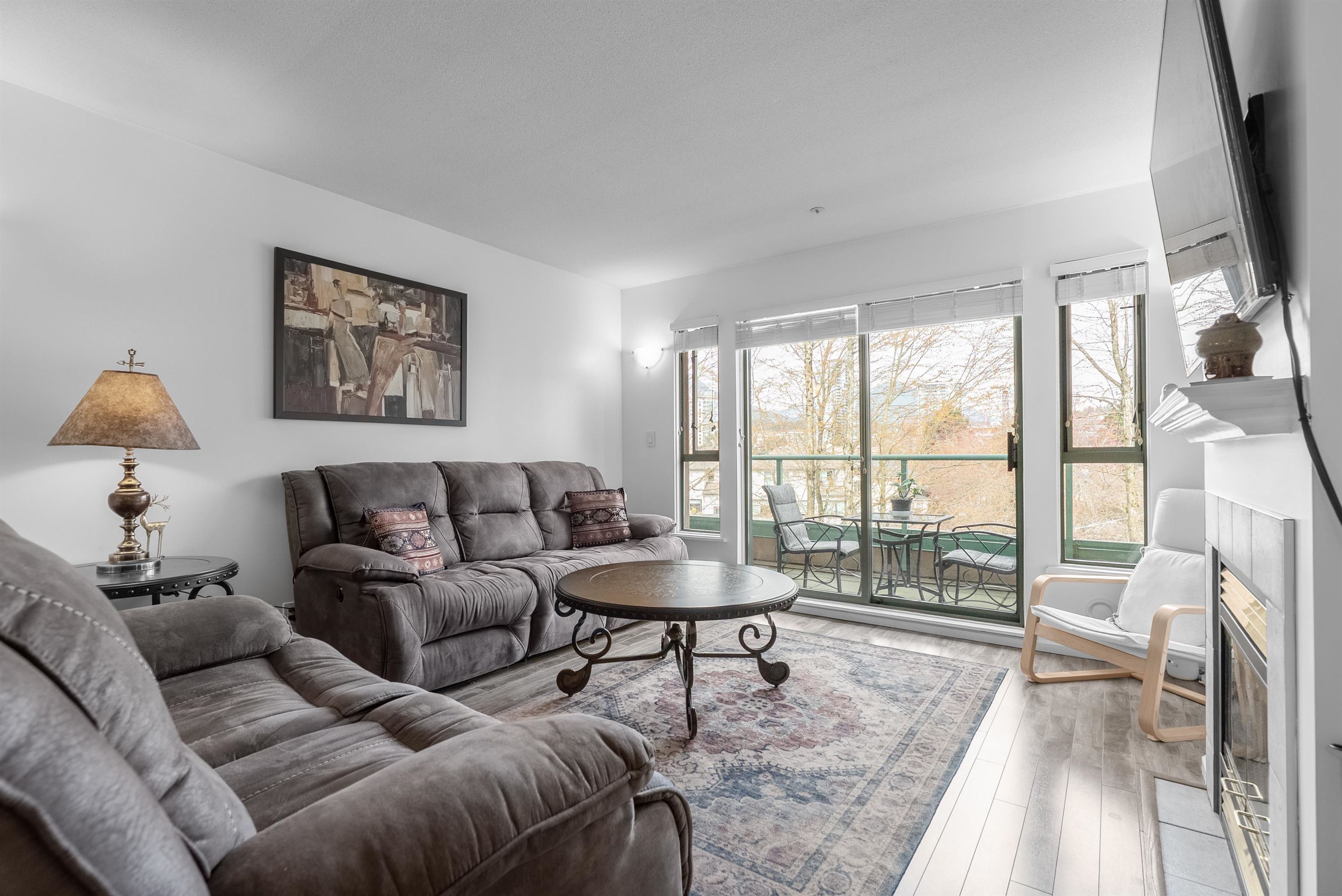 P12 223 MOUNTAIN HIGHWAY, R3106479, BC,