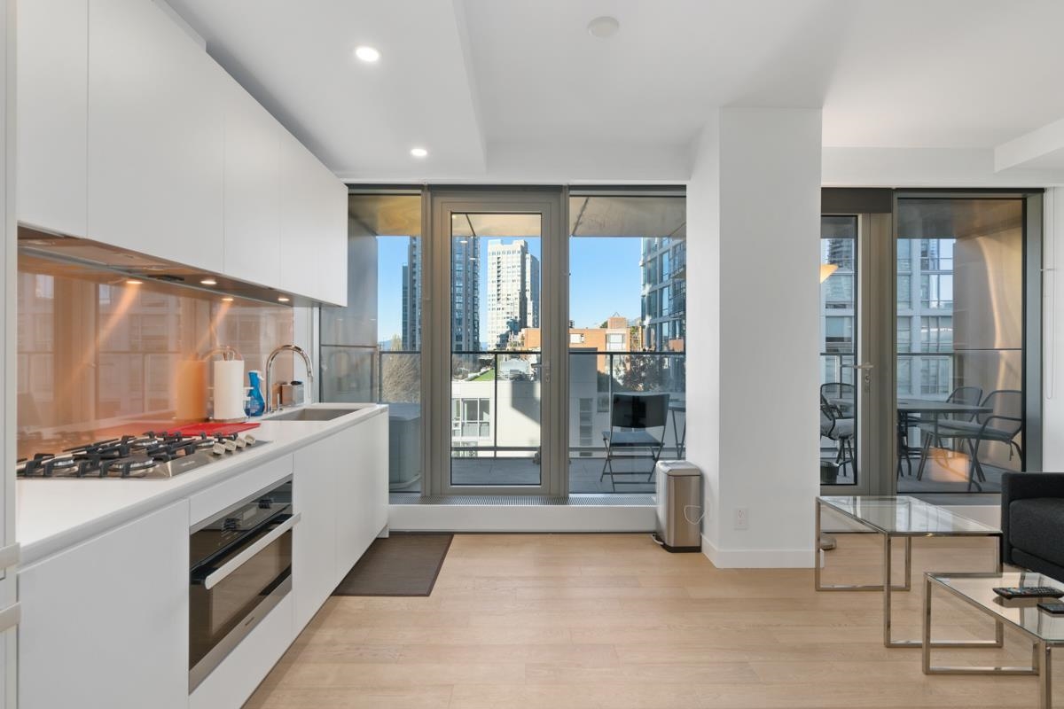 703 1480 HOWE STREET, R3106573, BC,