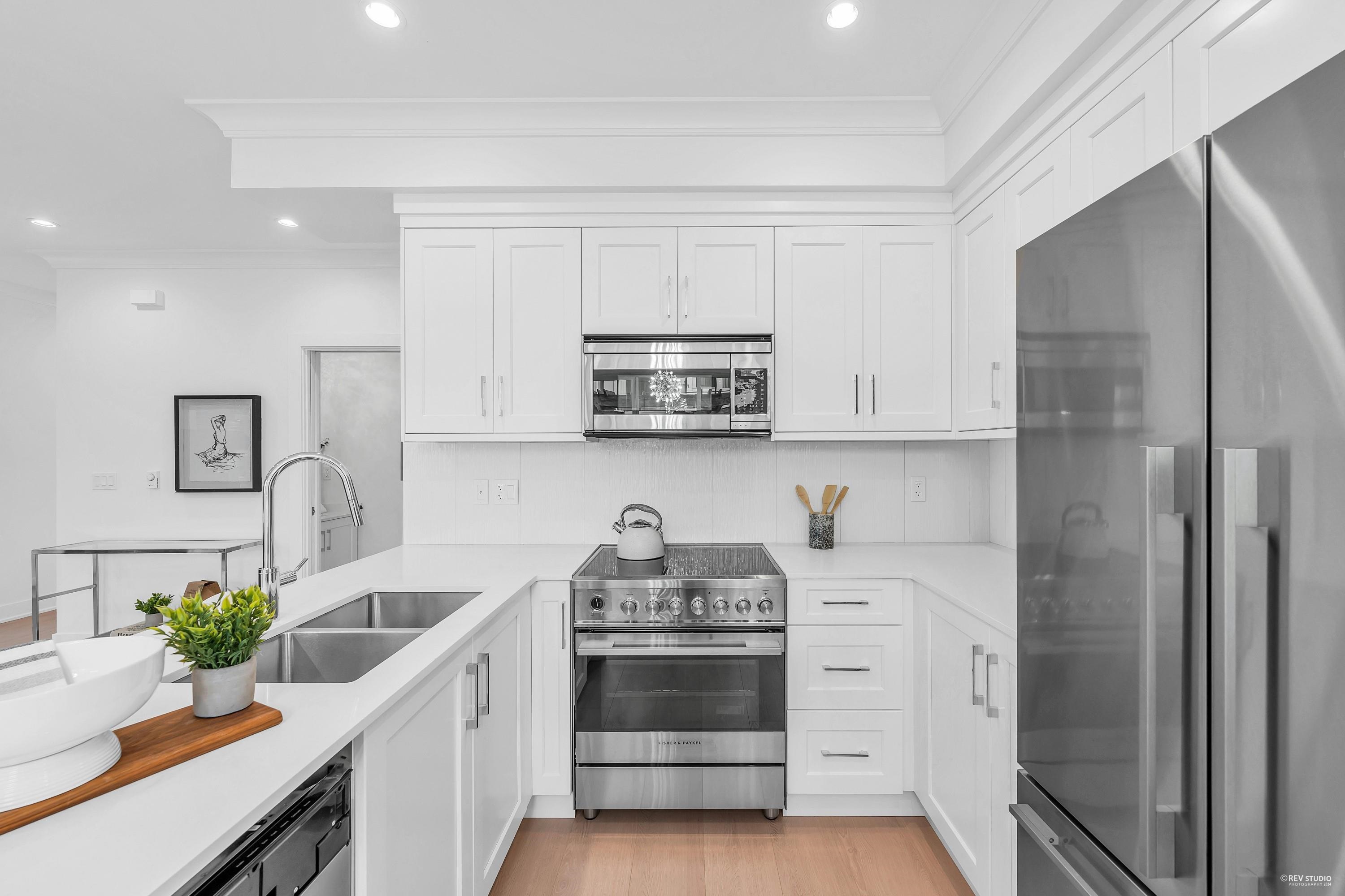 107 8233 WILLIAMS ROAD, R3106713, BC,