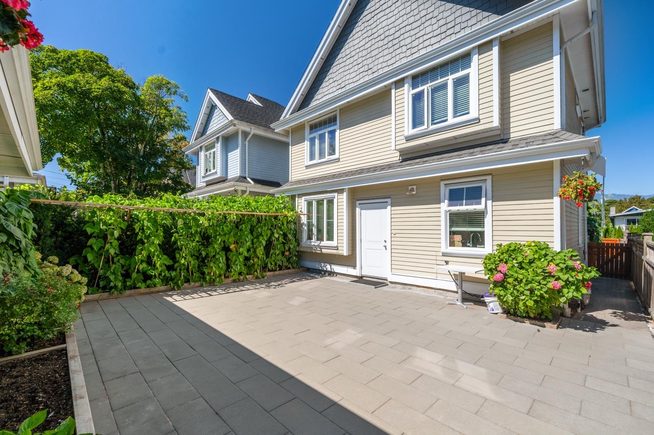 1178 E 12TH AVENUE, Vancouver BC V5T 2J9, R3107049, BC,