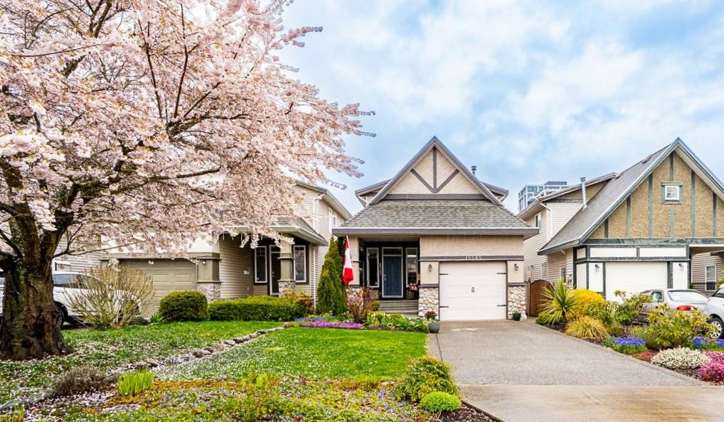 15585 GOGGS AVENUE, White Rock BC V4B 2N5, R3107071, BC,