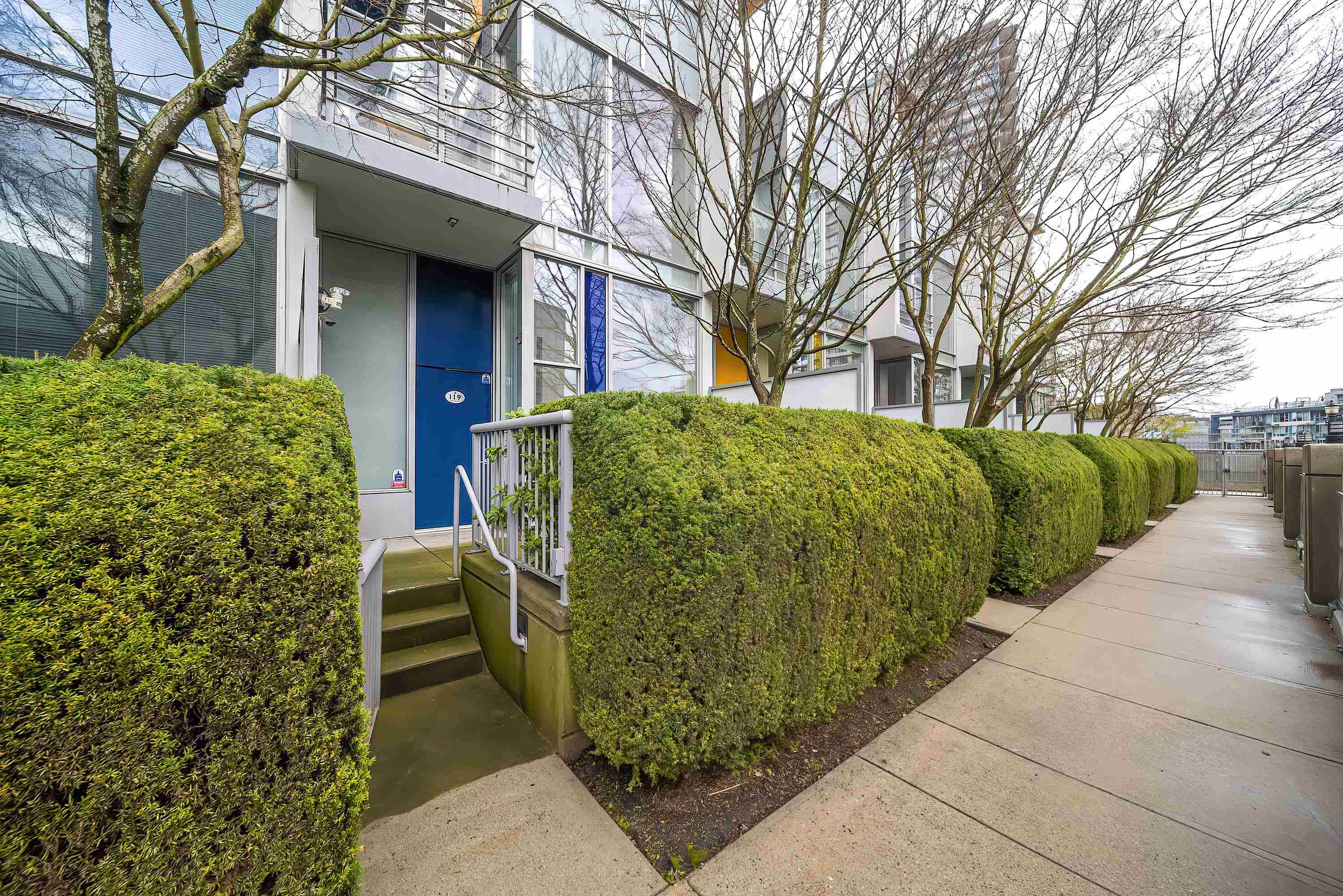 119 REGIMENT SQUARE, Vancouver BC V6B 1X5, R3107158, BC,