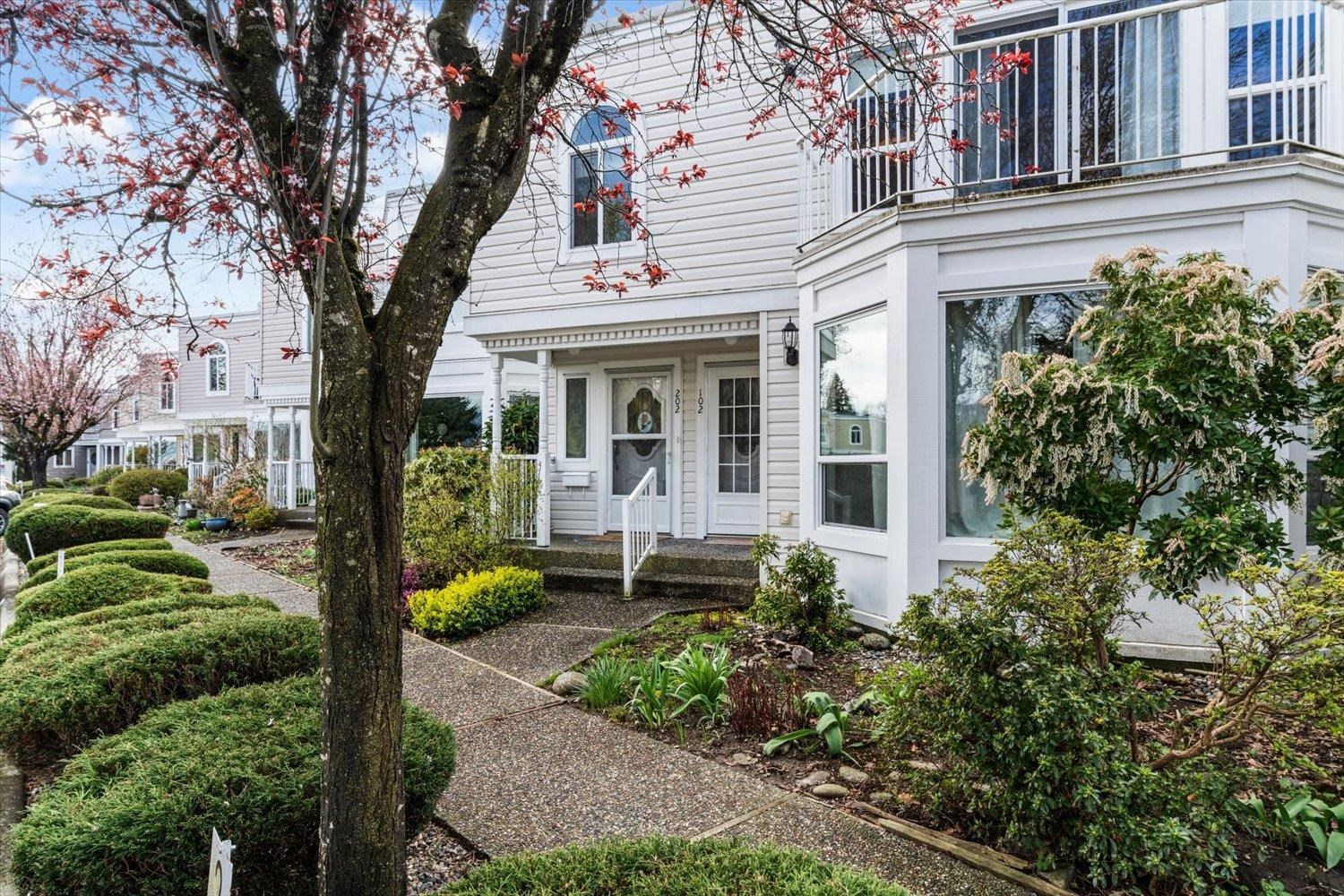 202 9540 COOK STREET, R3107204, BC,