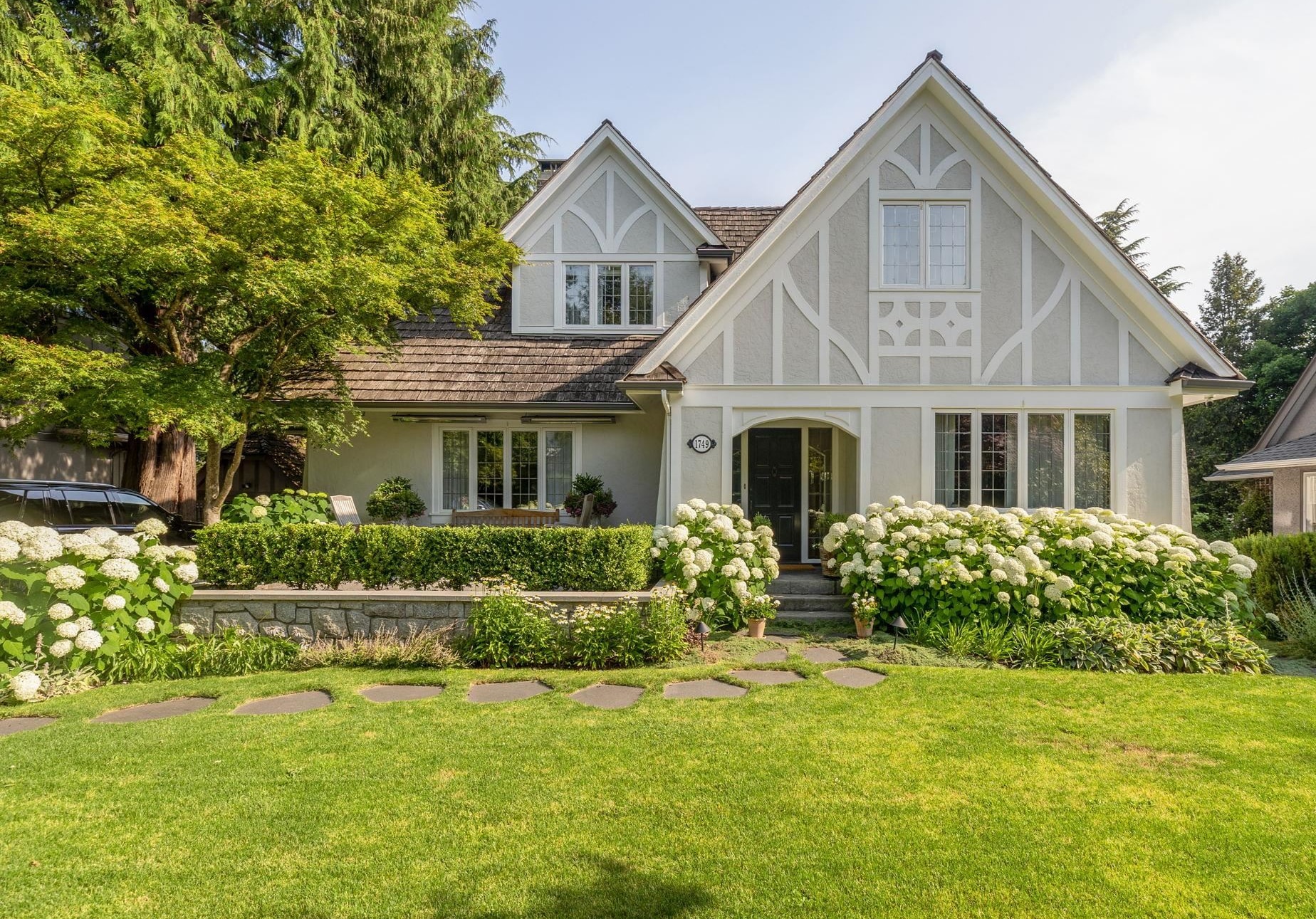 MLS® listing #R3107335 for sale located at 1749 W 38TH AVENUE, Vancouver BC V6M 1R7